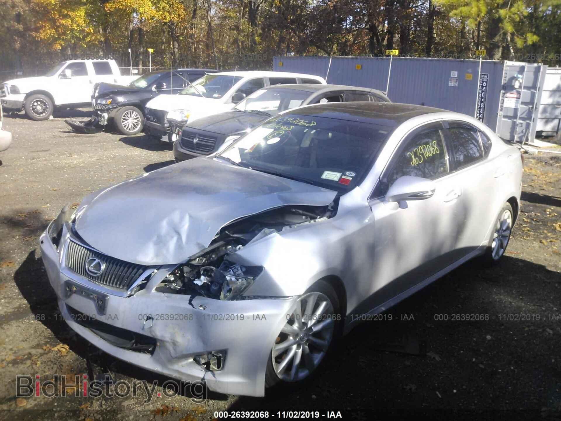 2010 LEXUS IS - VIN: JTHCF5C20A2033588 - Photo 2