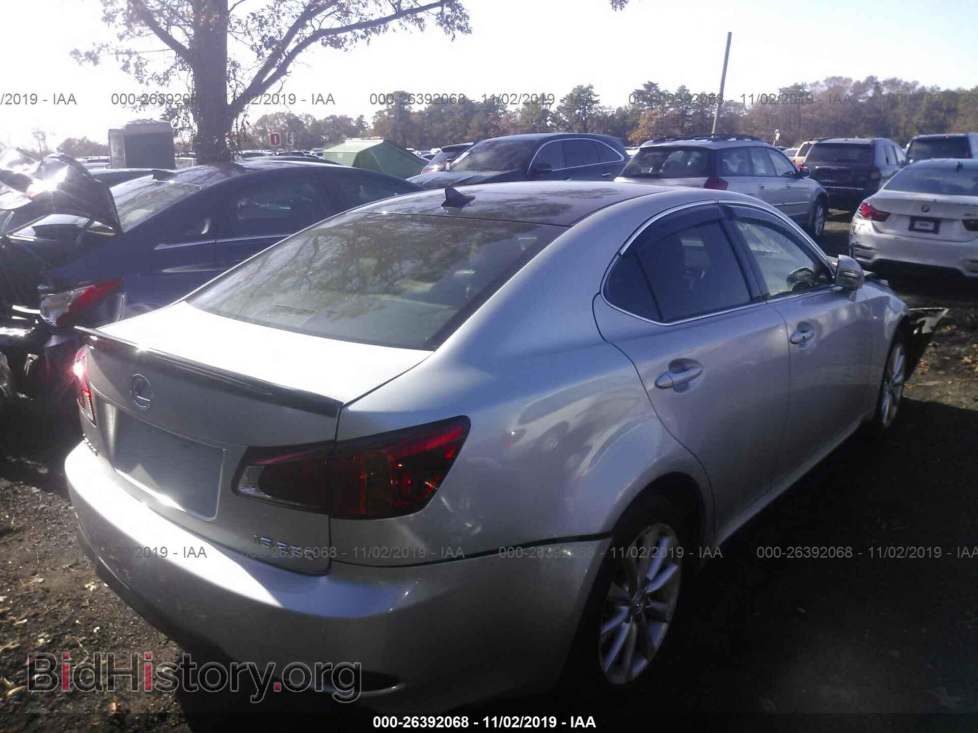 2010 LEXUS IS - VIN: JTHCF5C20A2033588 - Photo 4