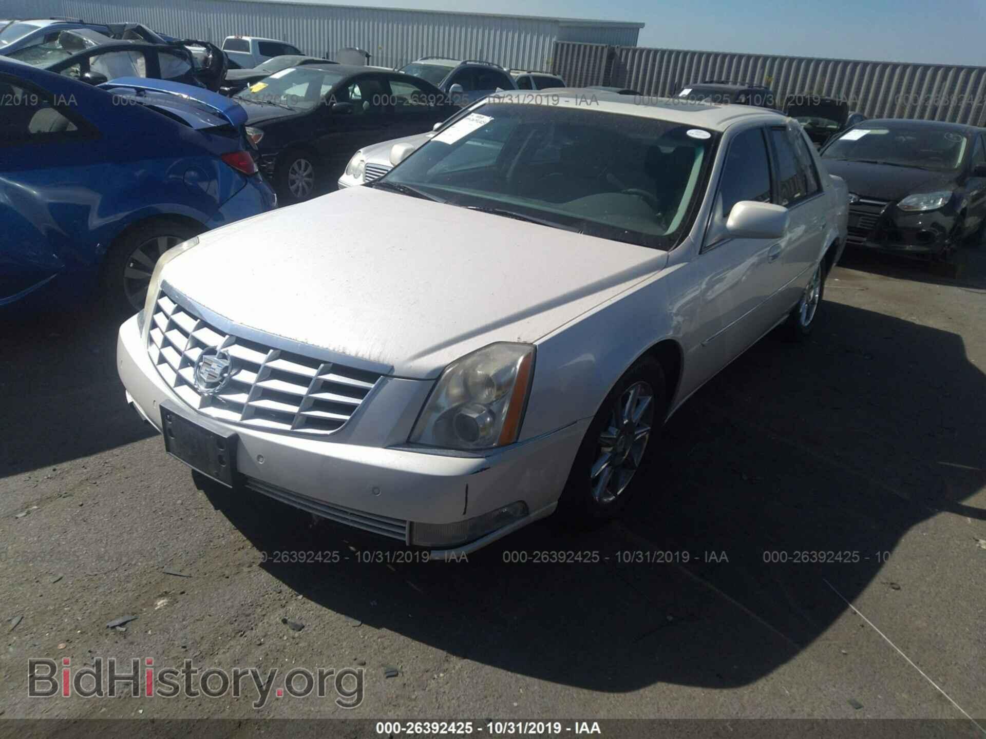 2011 CADILLAC DTS - VIN: 1G6KD5E64BU124908 - Фото 2