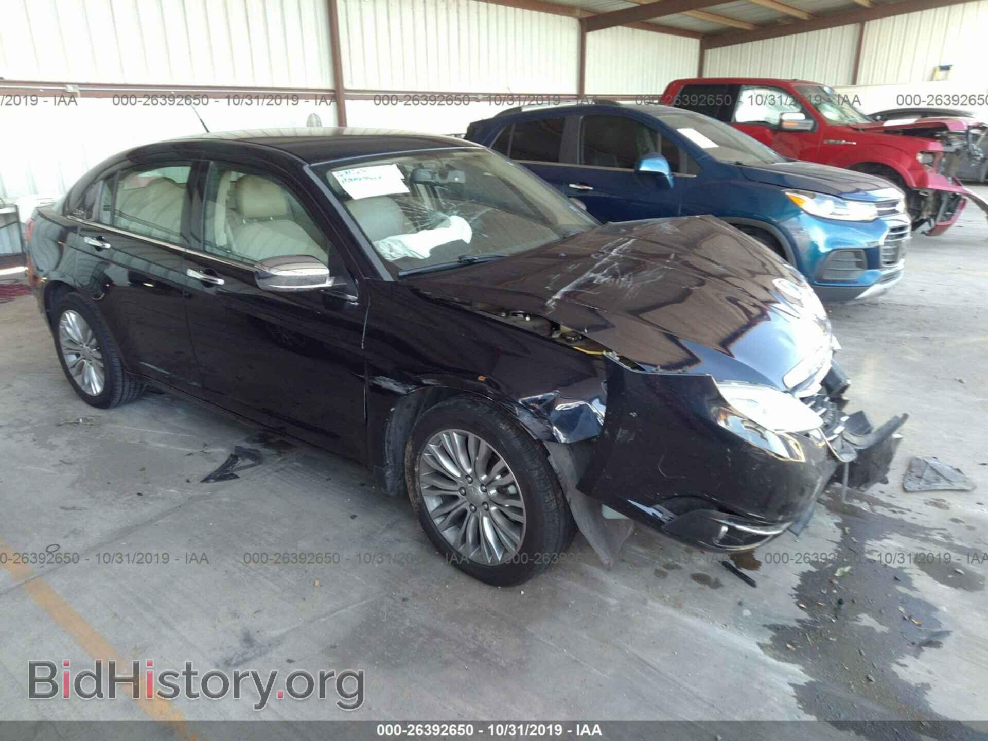 Photo 1C3BC2FG5BN502979 - CHRYSLER 200 2011