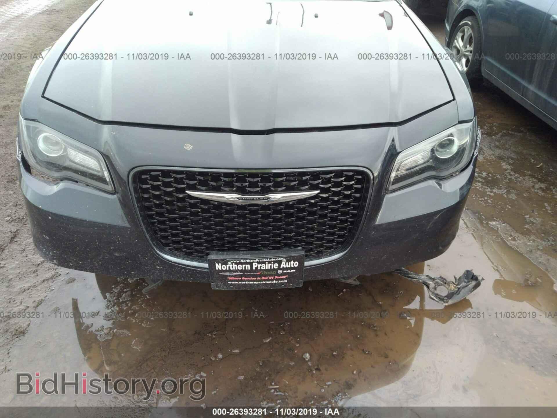 2019 CHRYSLER 300 - VIN: 2C3CCAGG3KH542998 - Photo 6