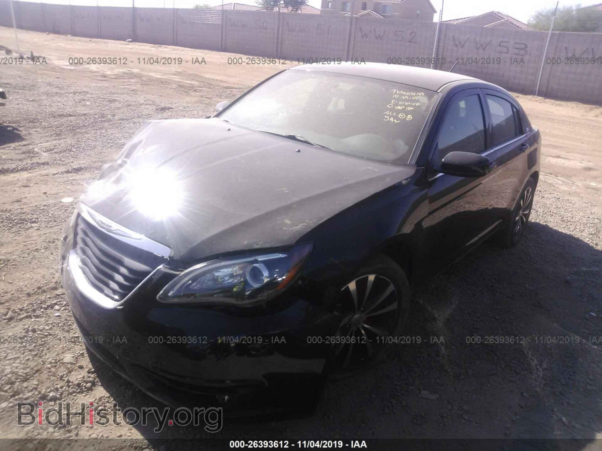 2012 CHRYSLER 200 - VIN: 1C3CCBBGXCN307665 - Фото 2