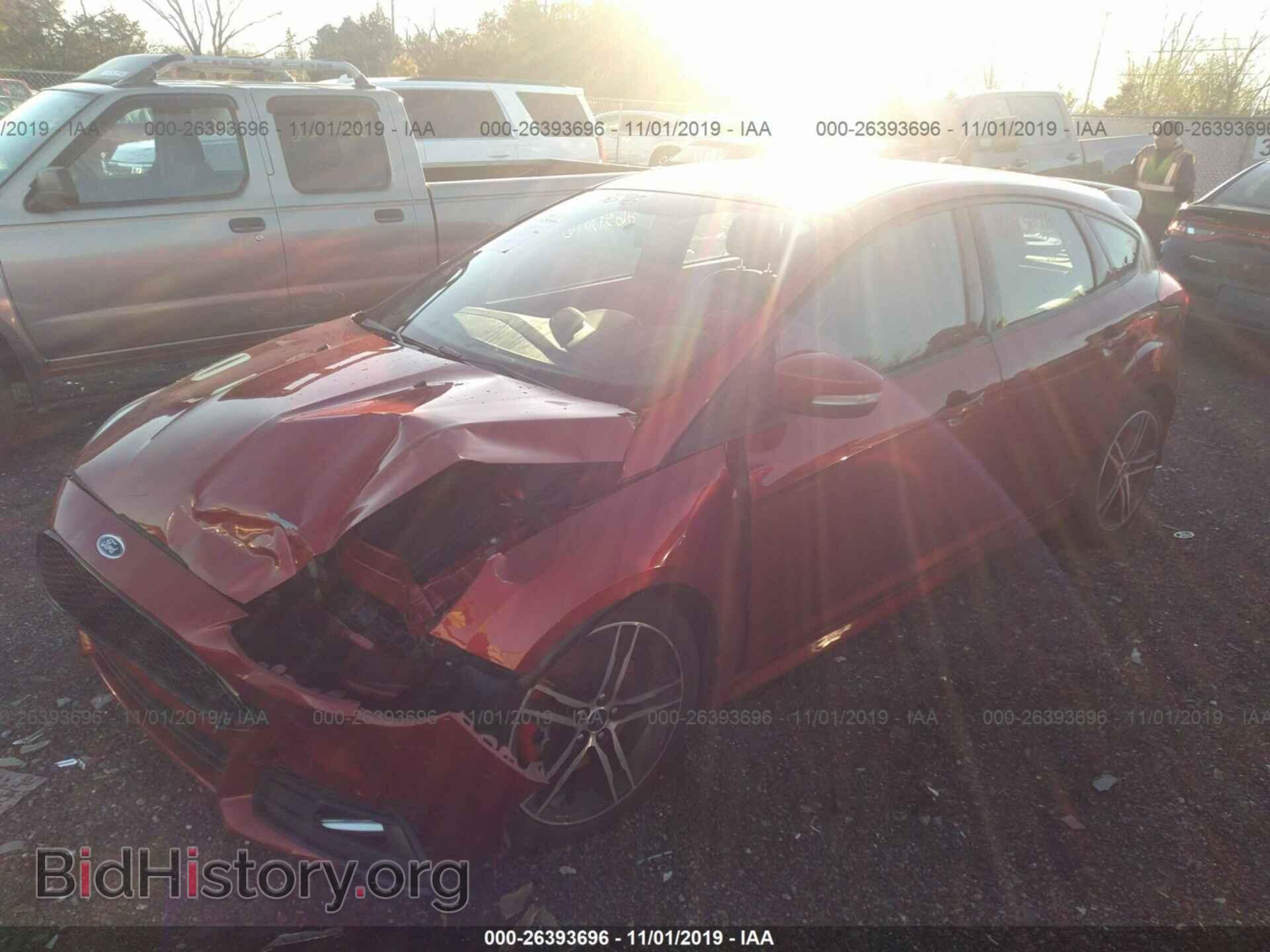 2018 FORD FOCUS - VIN: 1FADP3L99JL275915 - Фото 2