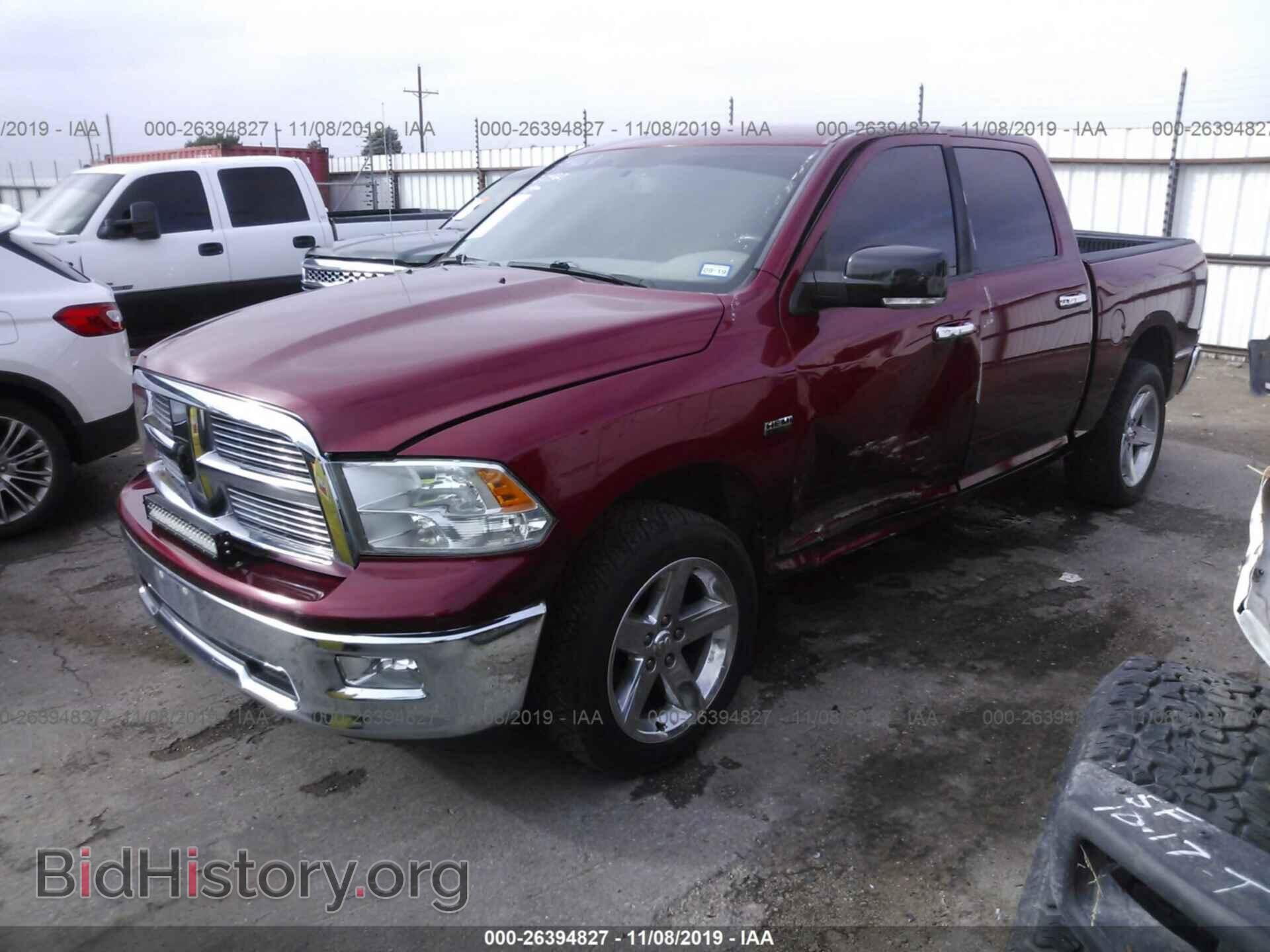 2011 DODGE RAM 1500 - VIN: 1D7RB1CT8BS636966 - Фото 2