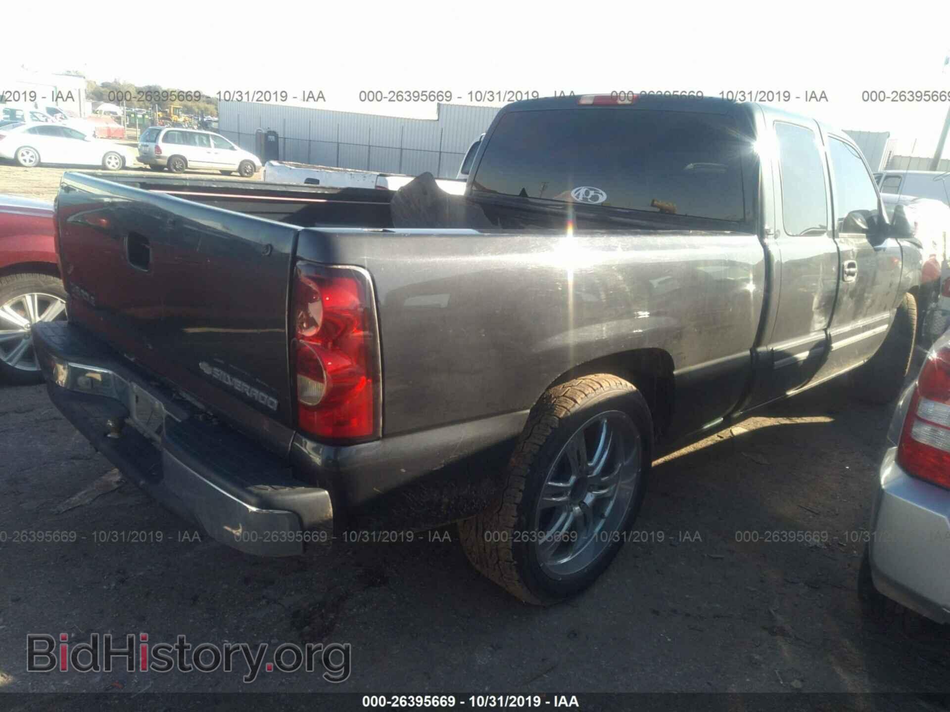 2005 CHEVROLET SILVERADO - VIN: 2GCEC19V251318652 - Фото 4