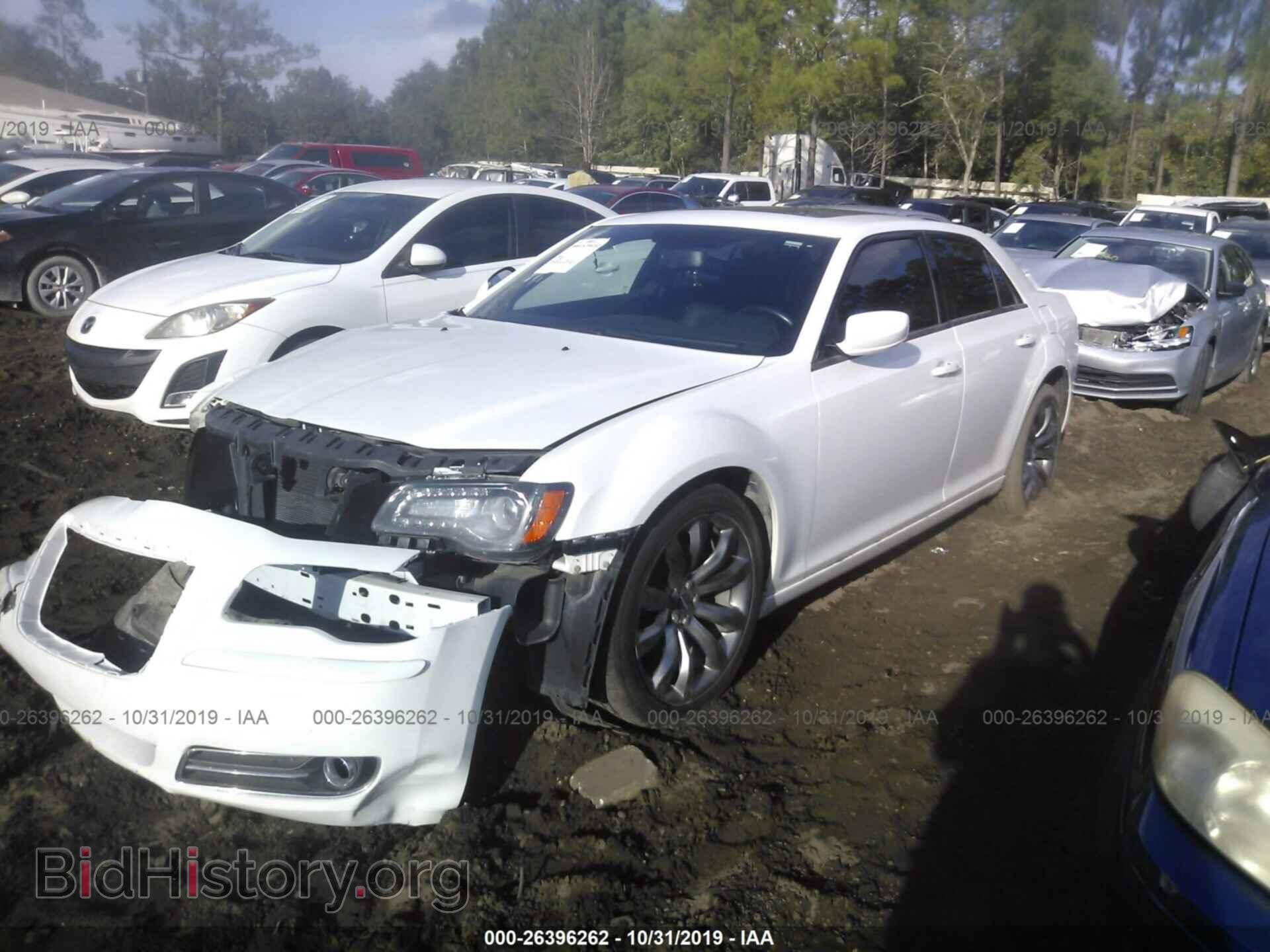 2014 CHRYSLER 300 - VIN: 2C3CCABG5EH358206 - Фото 2