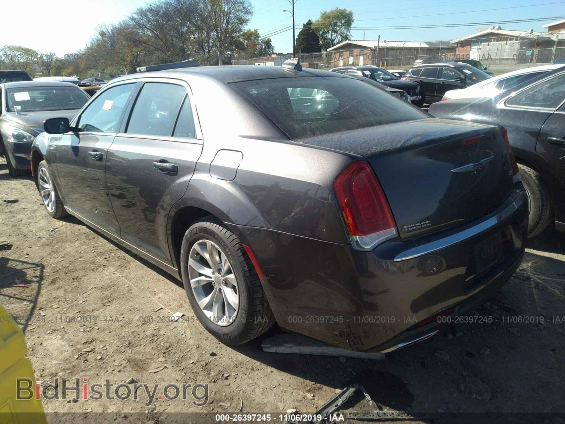 2016 CHRYSLER 300 - VIN: 2C3CCAAG7GH135704 - Фото 3