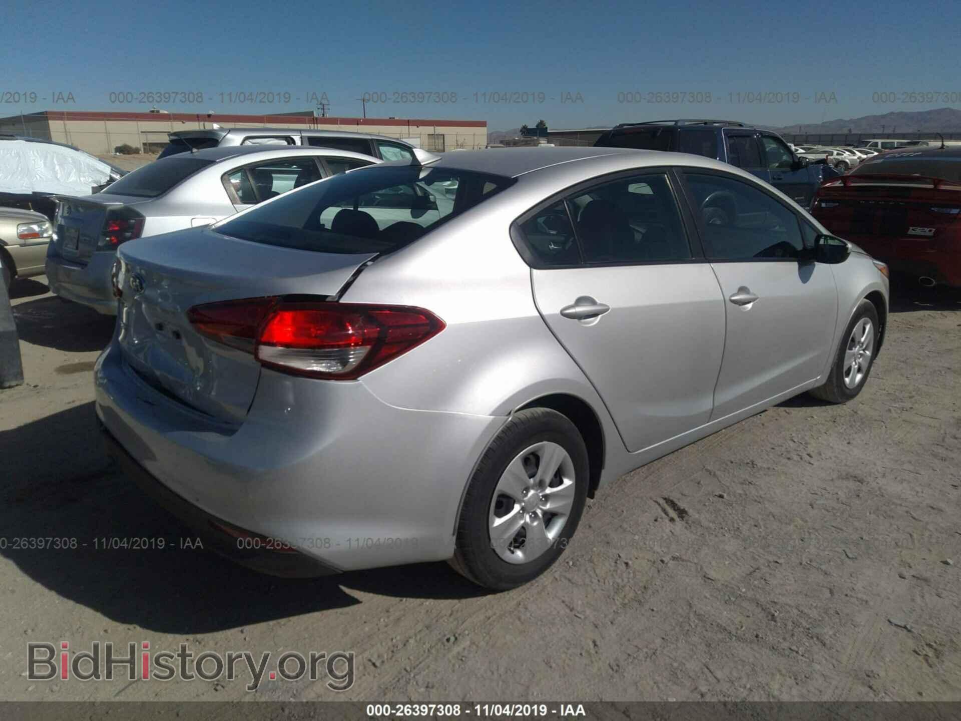 2017 KIA FORTE - VIN: 3KPFK4A74HE044335 - Фото 4