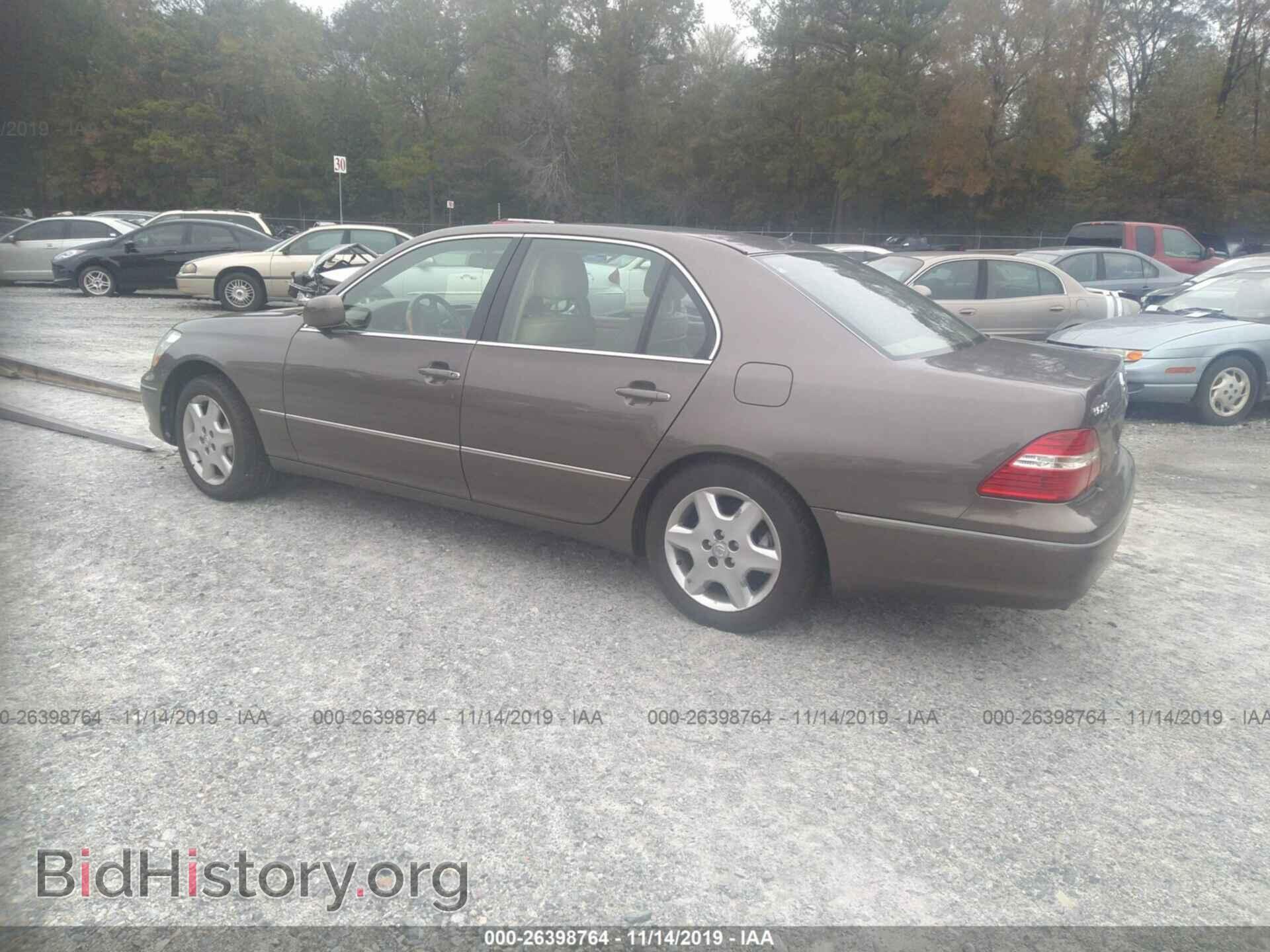 2004 Lexus LS - VIN: JTHBN36F940141127 - Photo 3