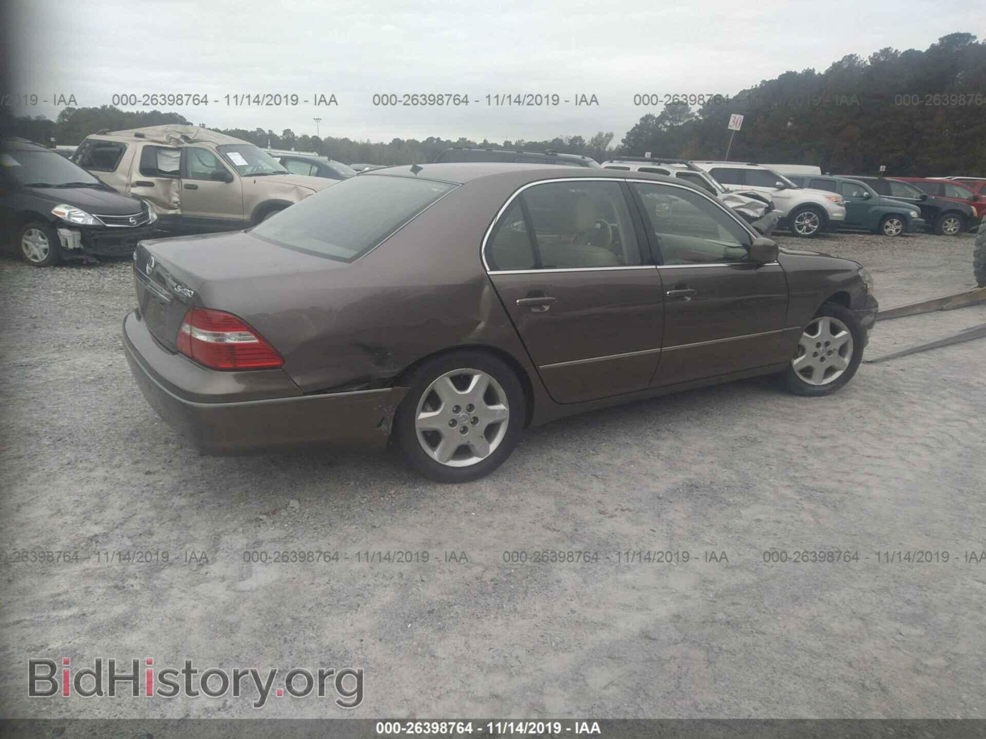 2004 Lexus LS - VIN: JTHBN36F940141127 - Photo 4