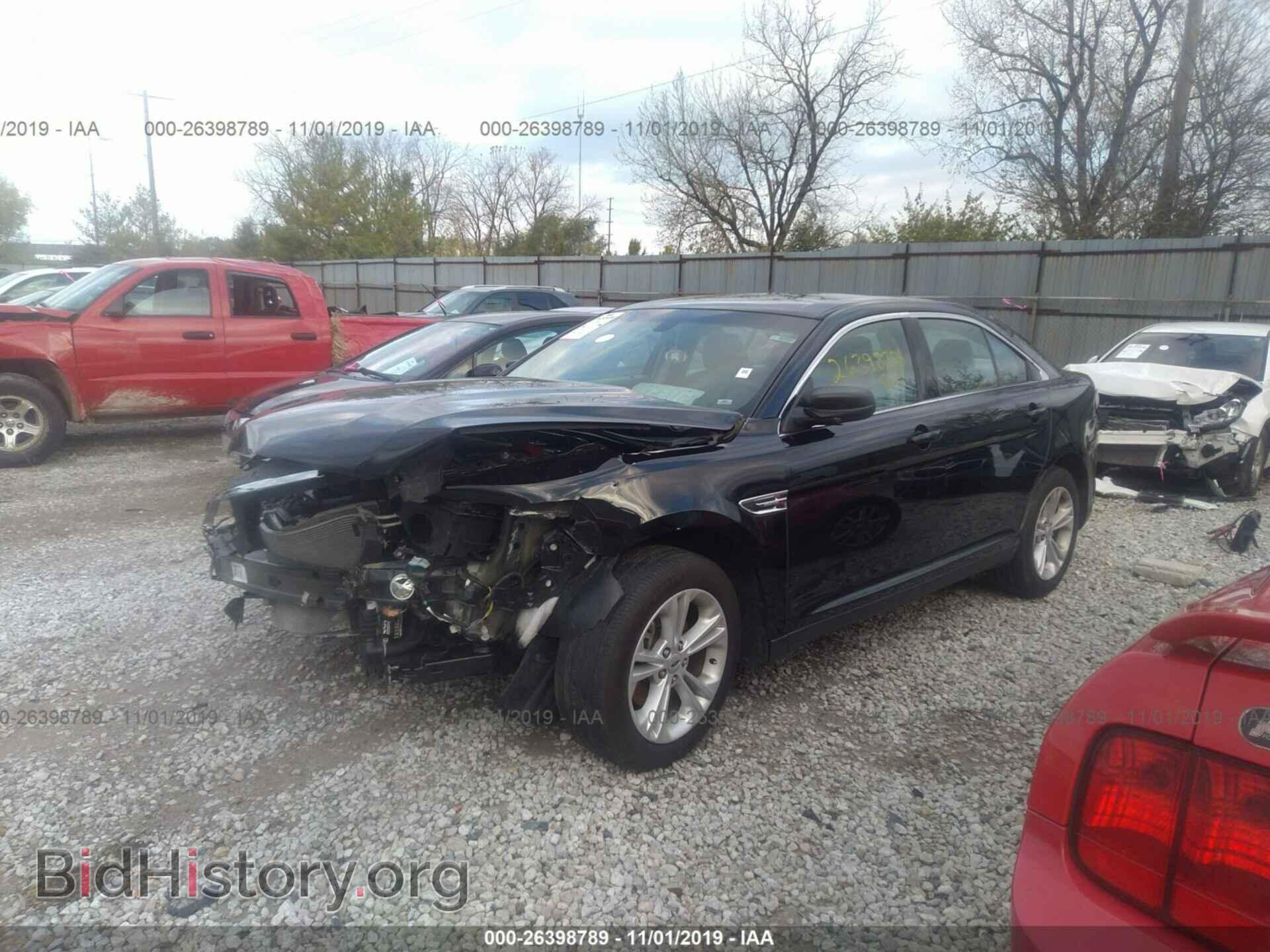 2018 FORD TAURUS - VIN: 1FAHP2D8XJG123149 - Фото 2