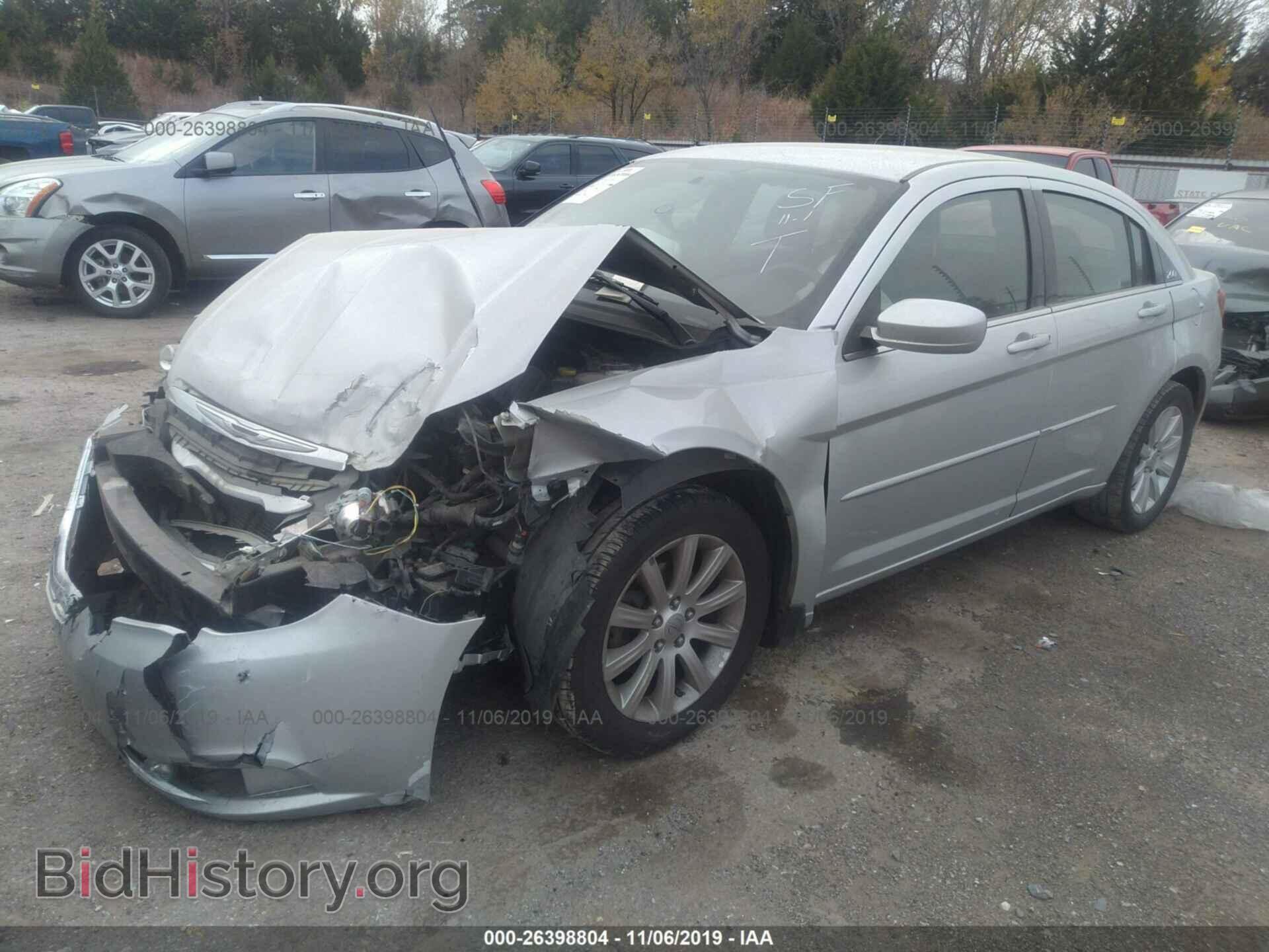 2012 CHRYSLER 200 - VIN: 1C3CCBBB6CN170485 - Фото 2