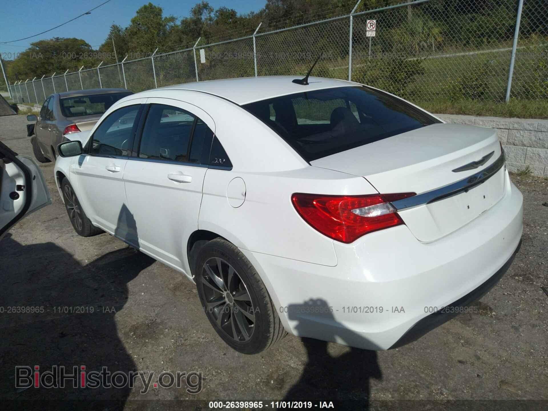 2012 CHRYSLER 200 - VIN: 1C3CCBBG5CN251280 - Фото 3