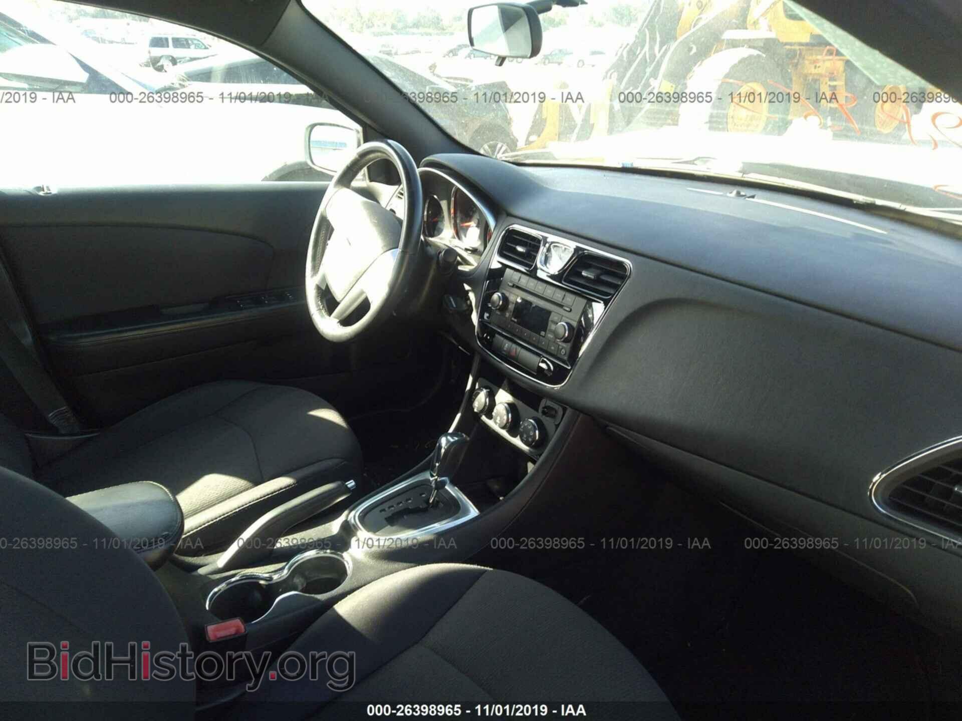 2012 CHRYSLER 200 - VIN: 1C3CCBBG5CN251280 - Фото 5