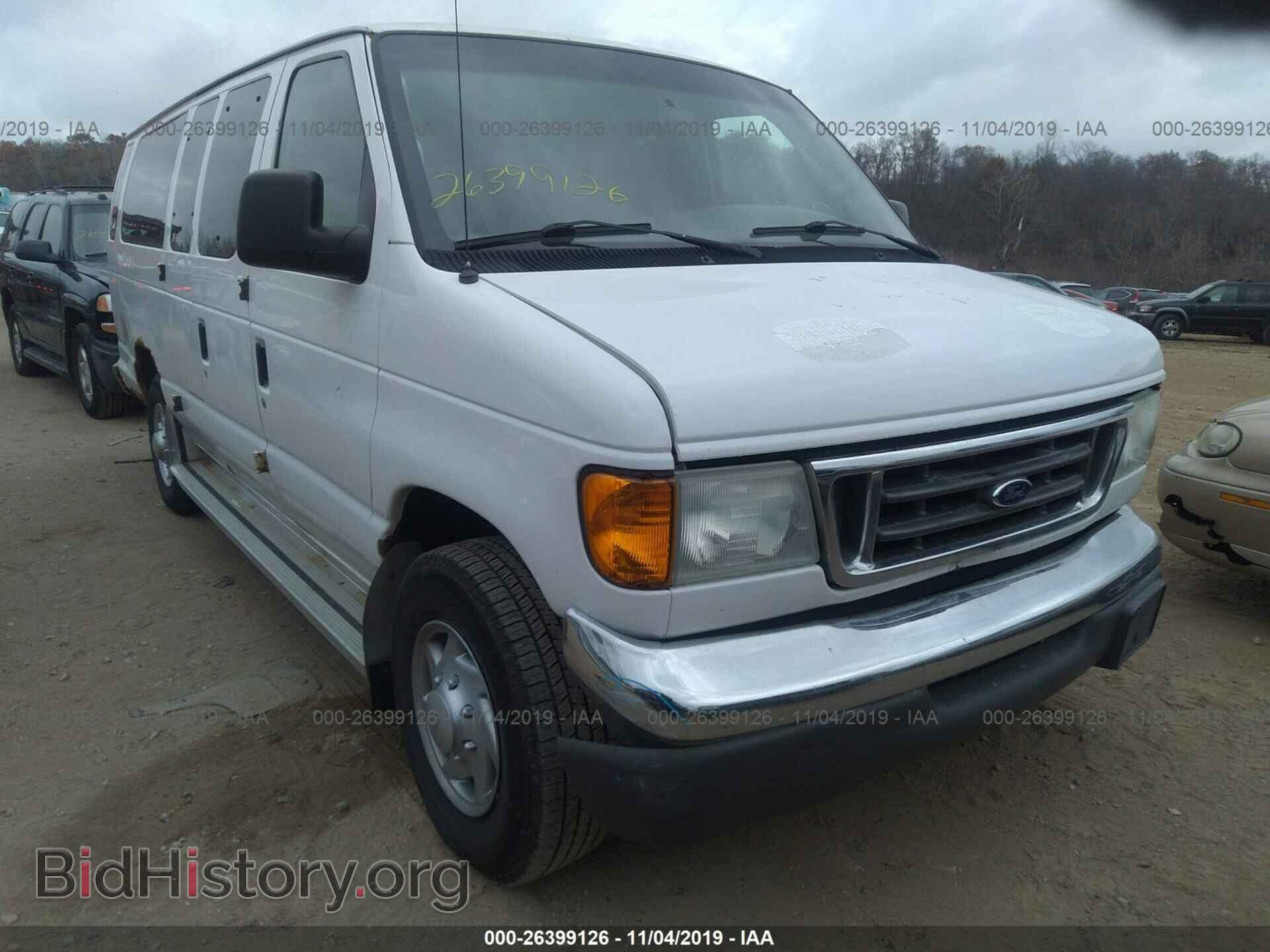 Photo 1FBSS31L93HB95782 - FORD ECONOLINE 2003