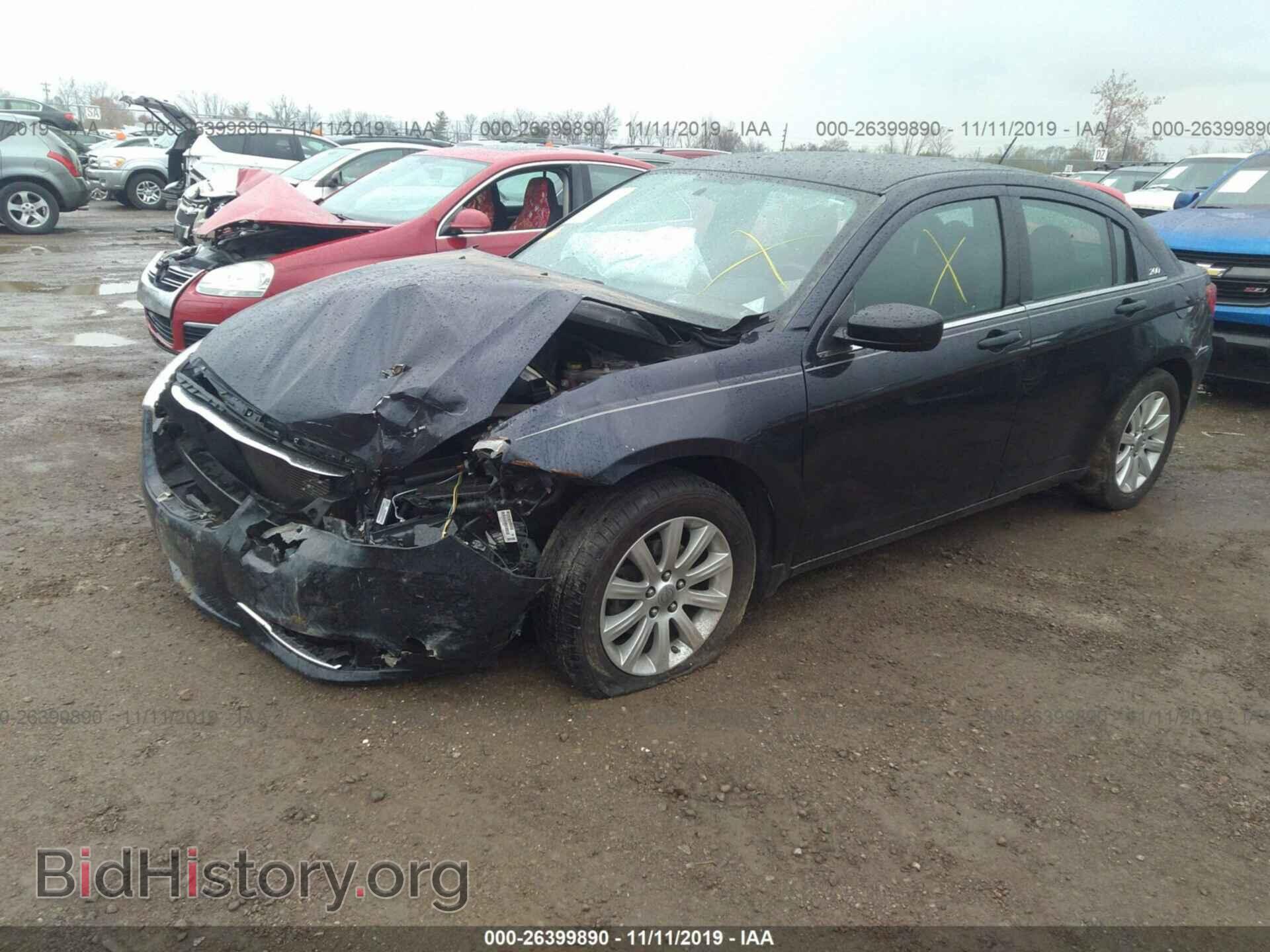 2012 CHRYSLER 200 - VIN: 1C3CCBBB3CN174168 - Фото 2