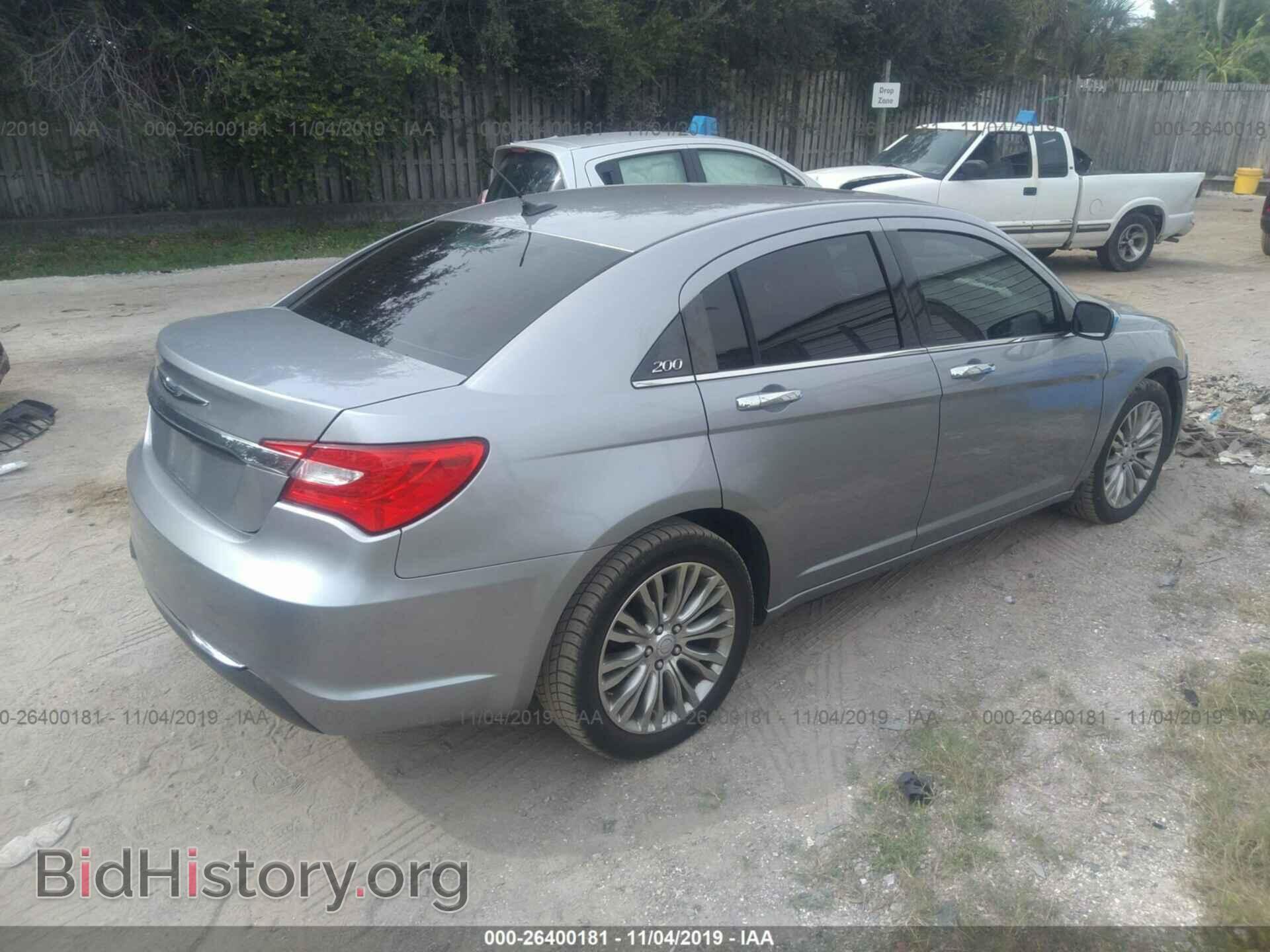 2013 CHRYSLER 200 - VIN: 1C3CCBCG8DN597114 - Фото 4