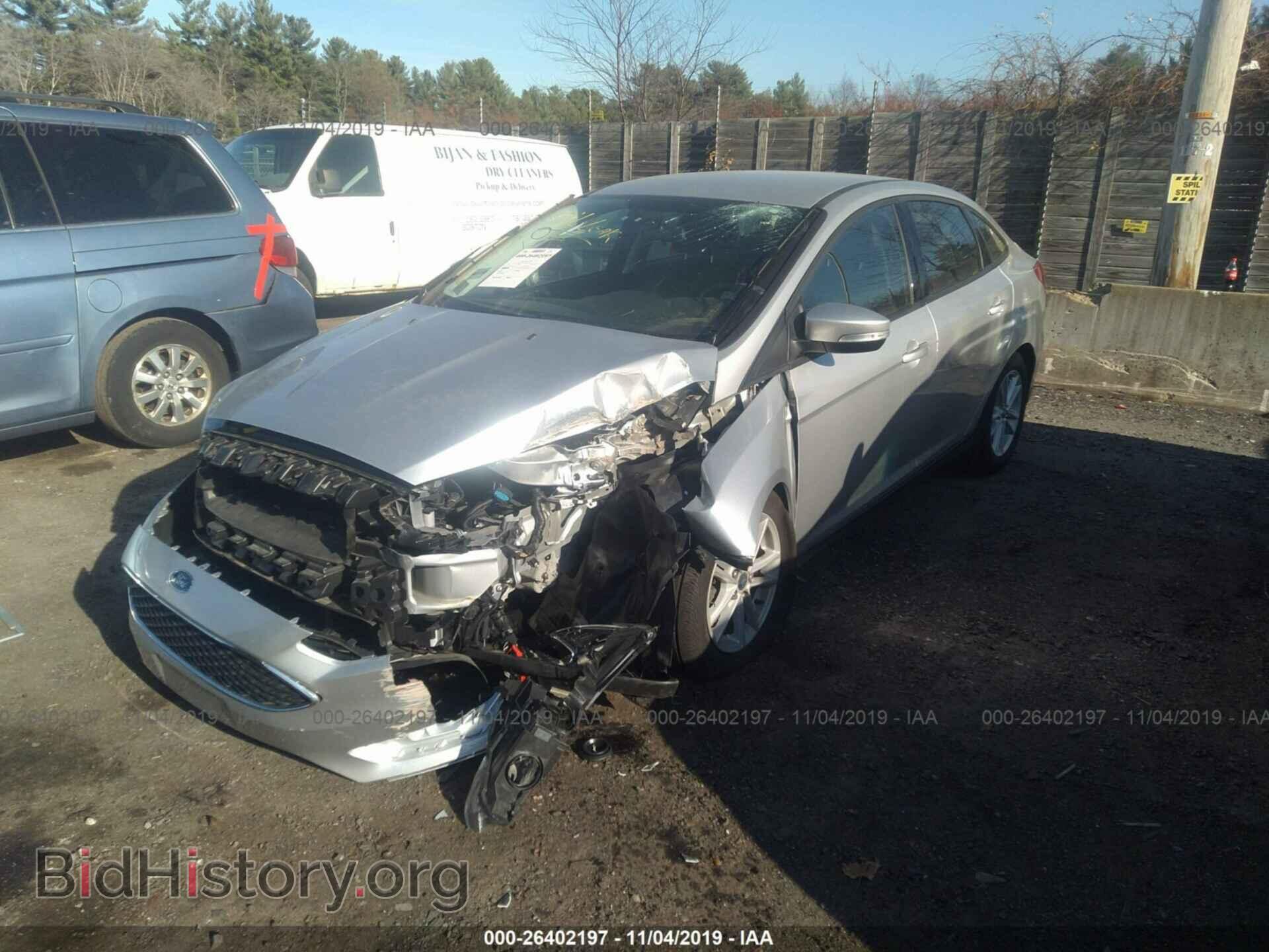 2017 FORD FOCUS - VIN: 1FADP3F29HL233981 - Фото 2
