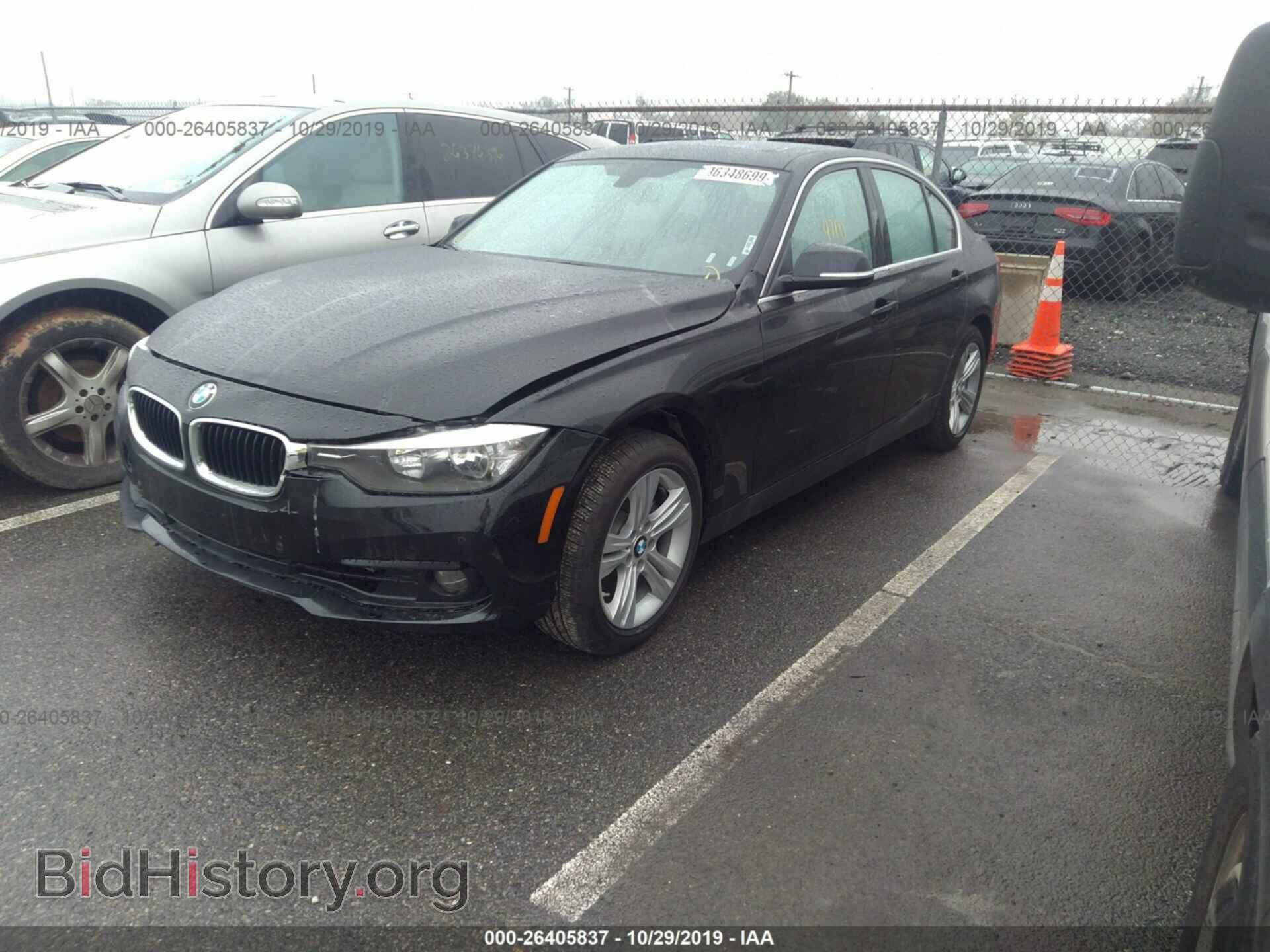 2018 BMW 330 - VIN: WBA8B9C57JEE83385 - Фото 2