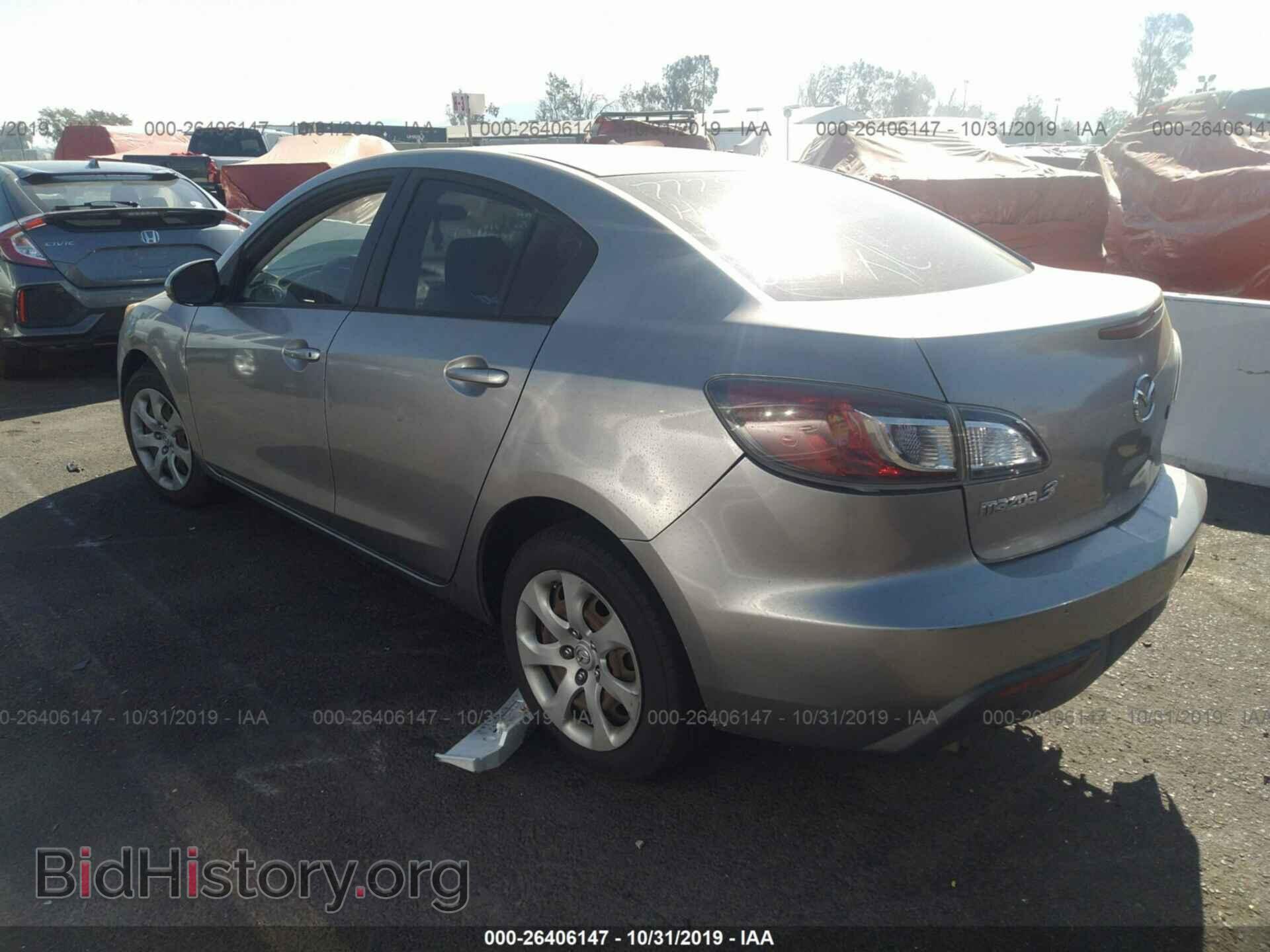 2011 MAZDA 3 - VIN: JM1BL1UG4B1383998 - Photo 3