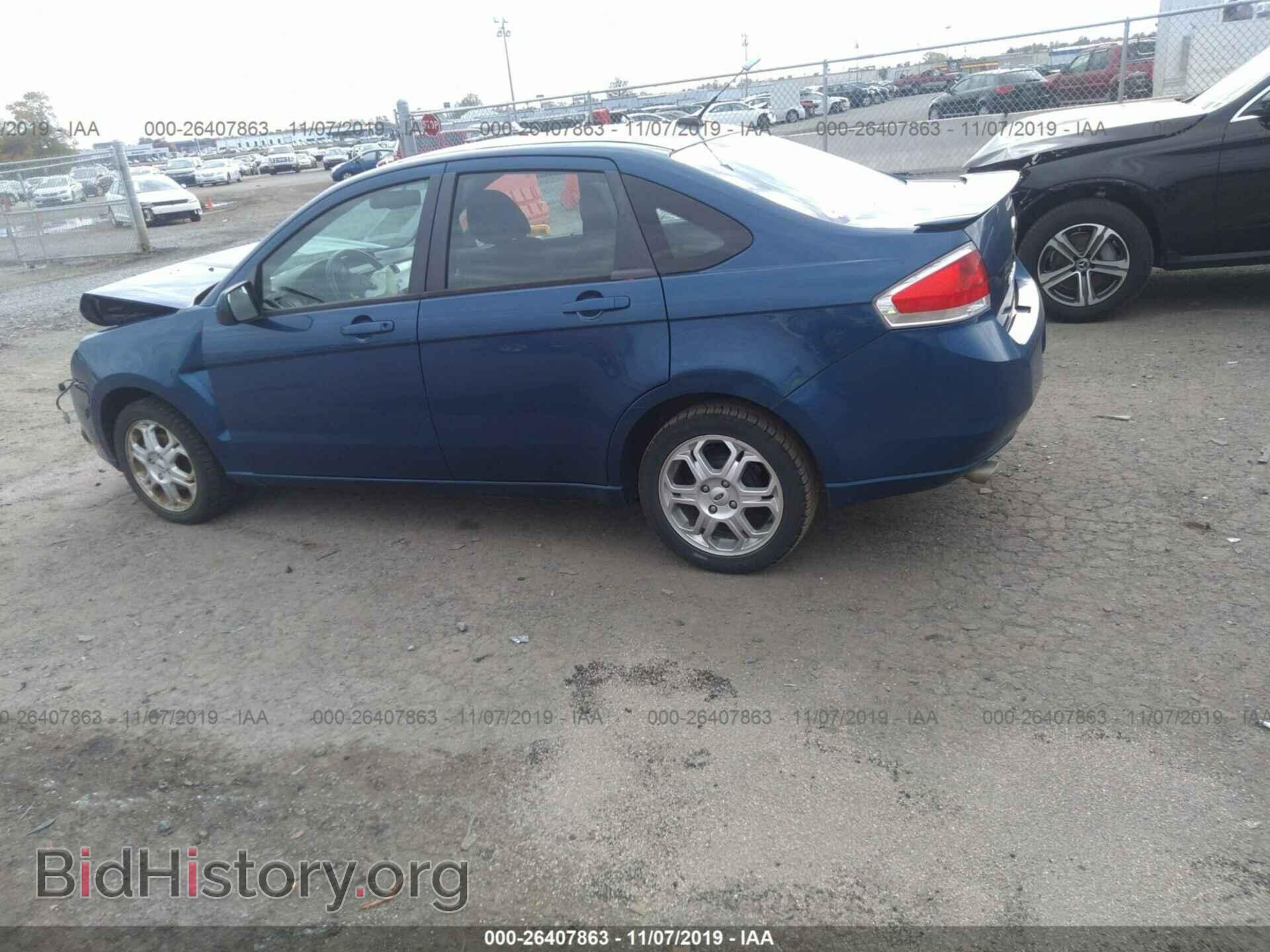 2009 FORD FOCUS - VIN: 1FAHP36N99W243535 - Фото 3