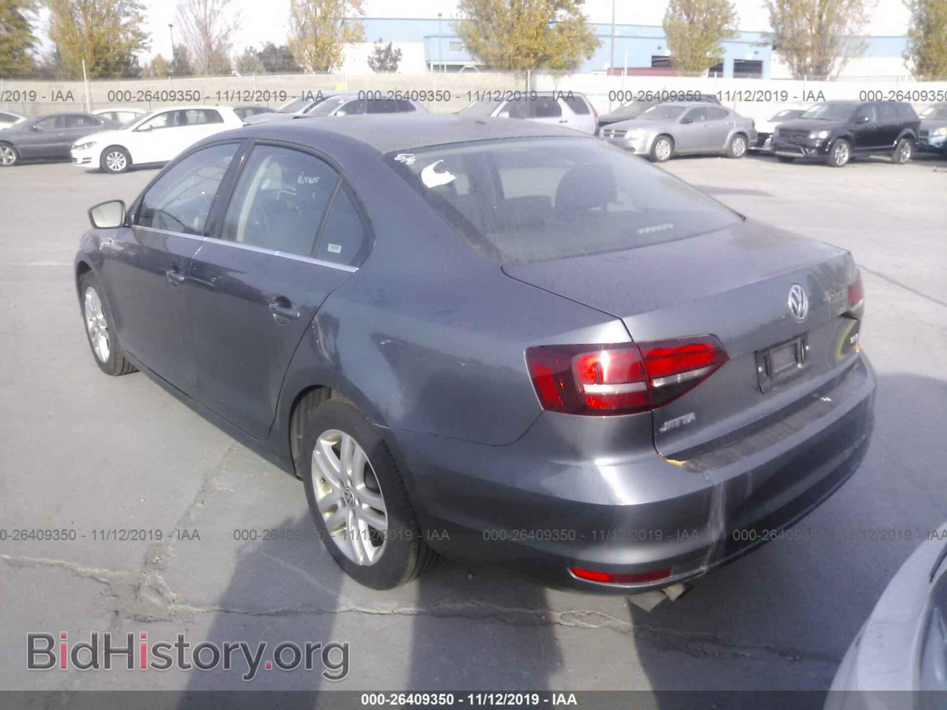 2017 VOLKSWAGEN JETTA - VIN: 3VW2B7AJ3HM352515 - Фото 3