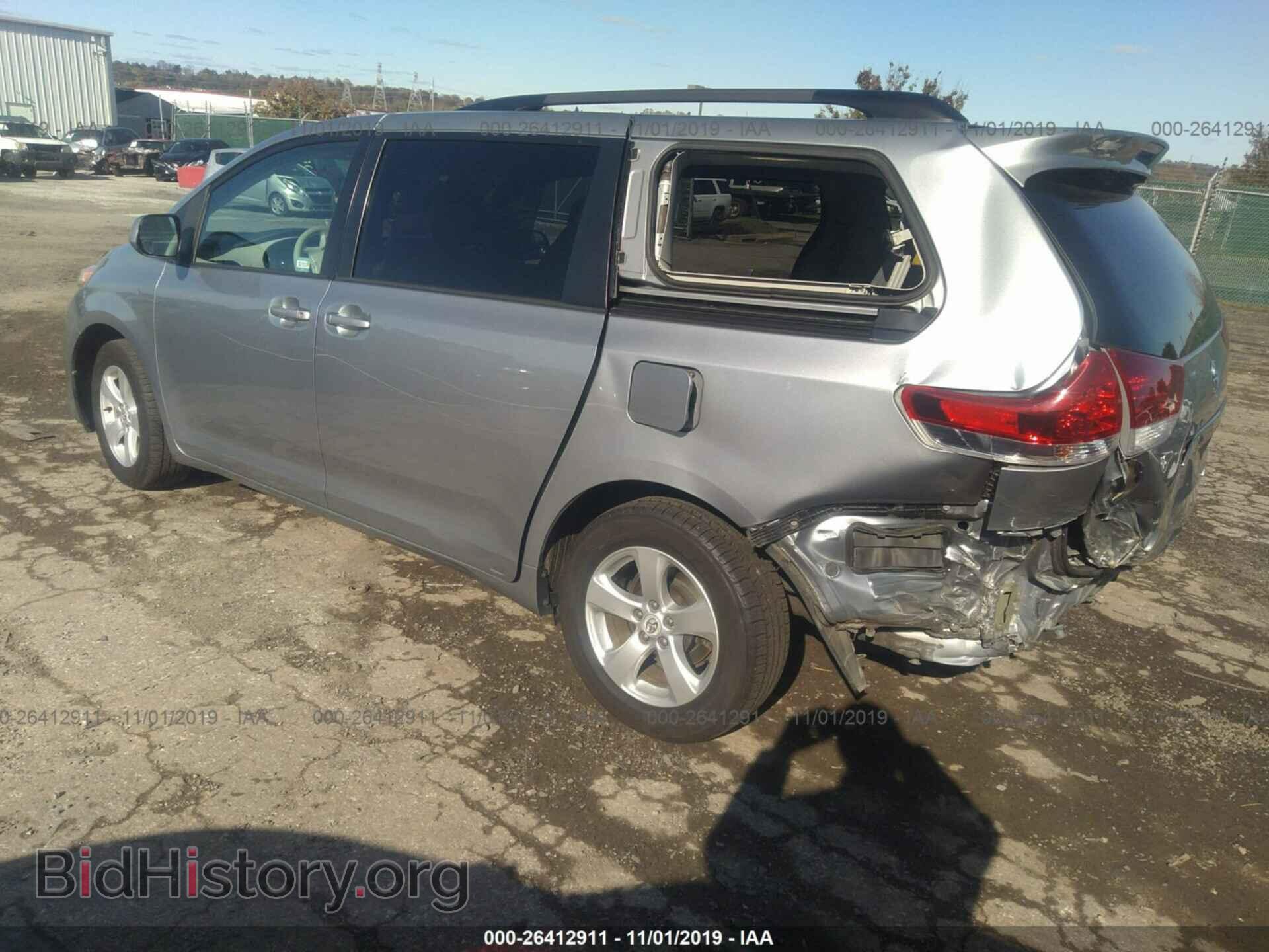 2013 TOYOTA SIENNA - VIN: 5TDKK3DC8DS307461 - Фото 3