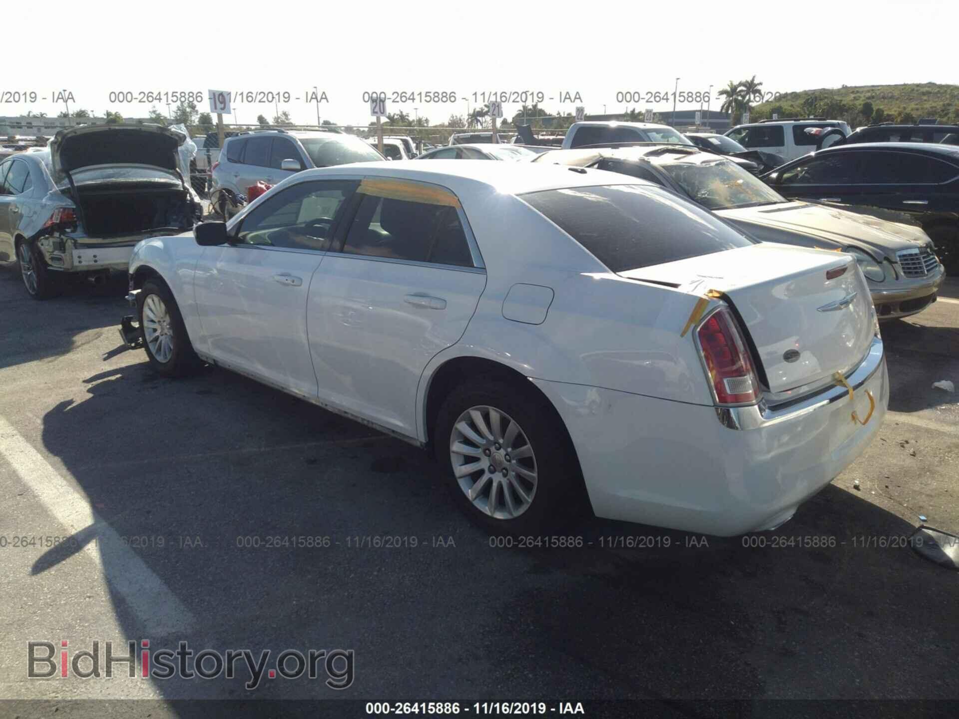 2013 CHRYSLER 300 - VIN: 2C3CCAAG1DH507923 - Фото 3
