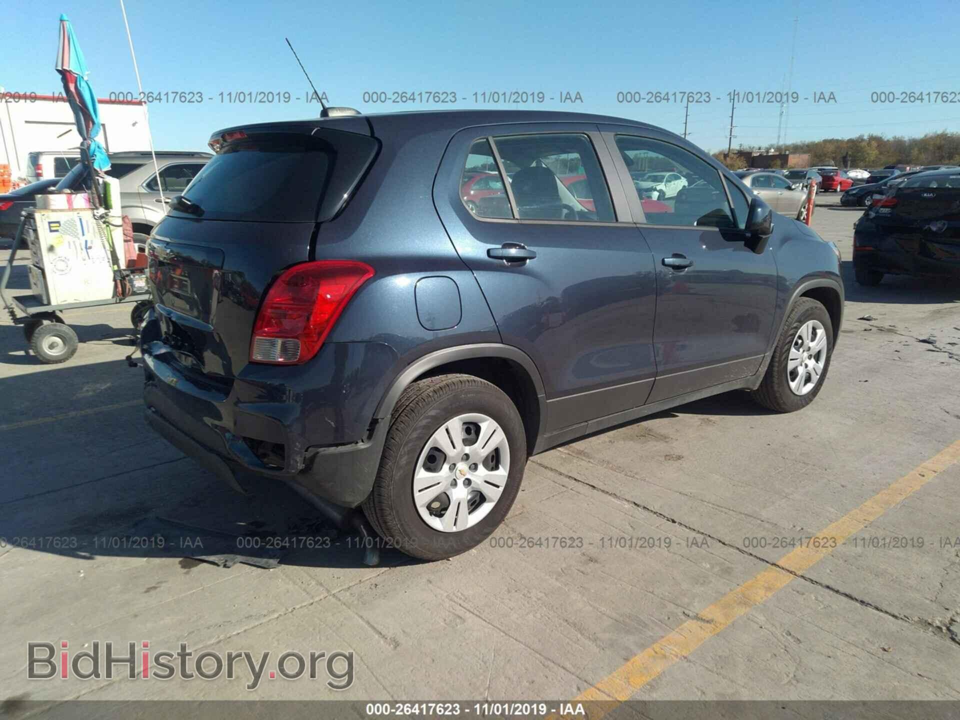 2019 CHEVROLET TRAX - VIN: 3GNCJKSB7KL176352 - Фото 4