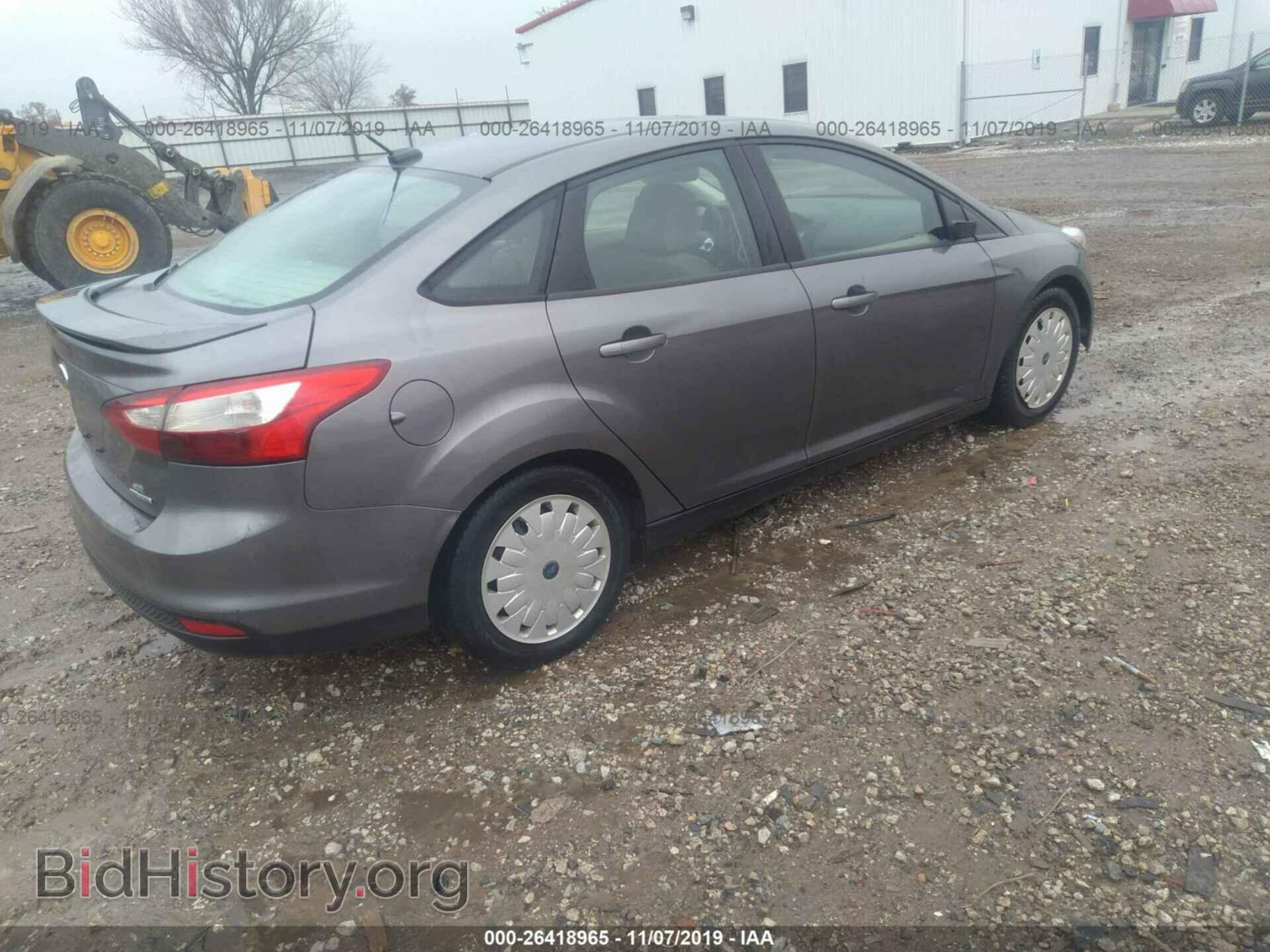 2013 FORD FOCUS - VIN: 1FADP3F23DL121364 - Photo 4