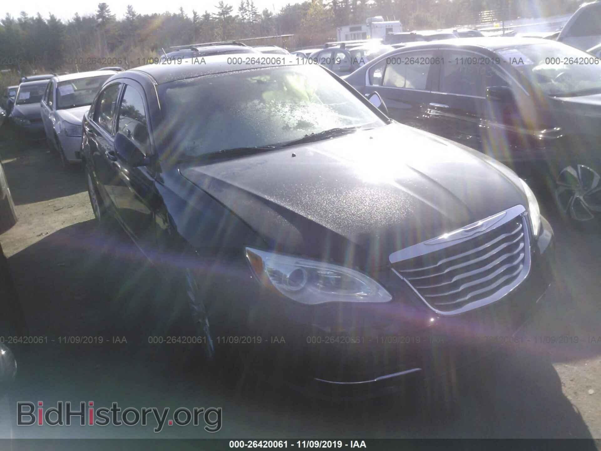 Photo 1C3CCBAB4DN633114 - Chrysler 200 2013