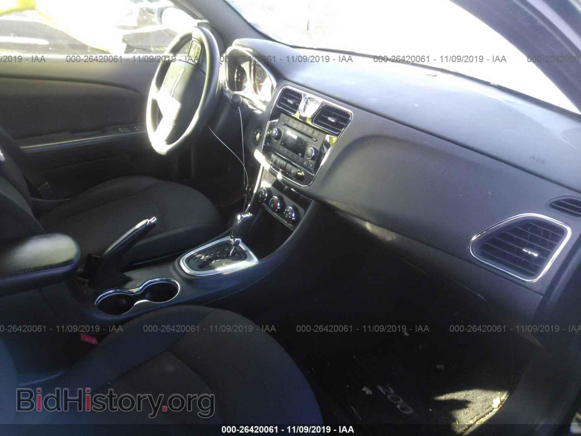 2013 Chrysler 200 - VIN: 1C3CCBAB4DN633114 - Фото 5