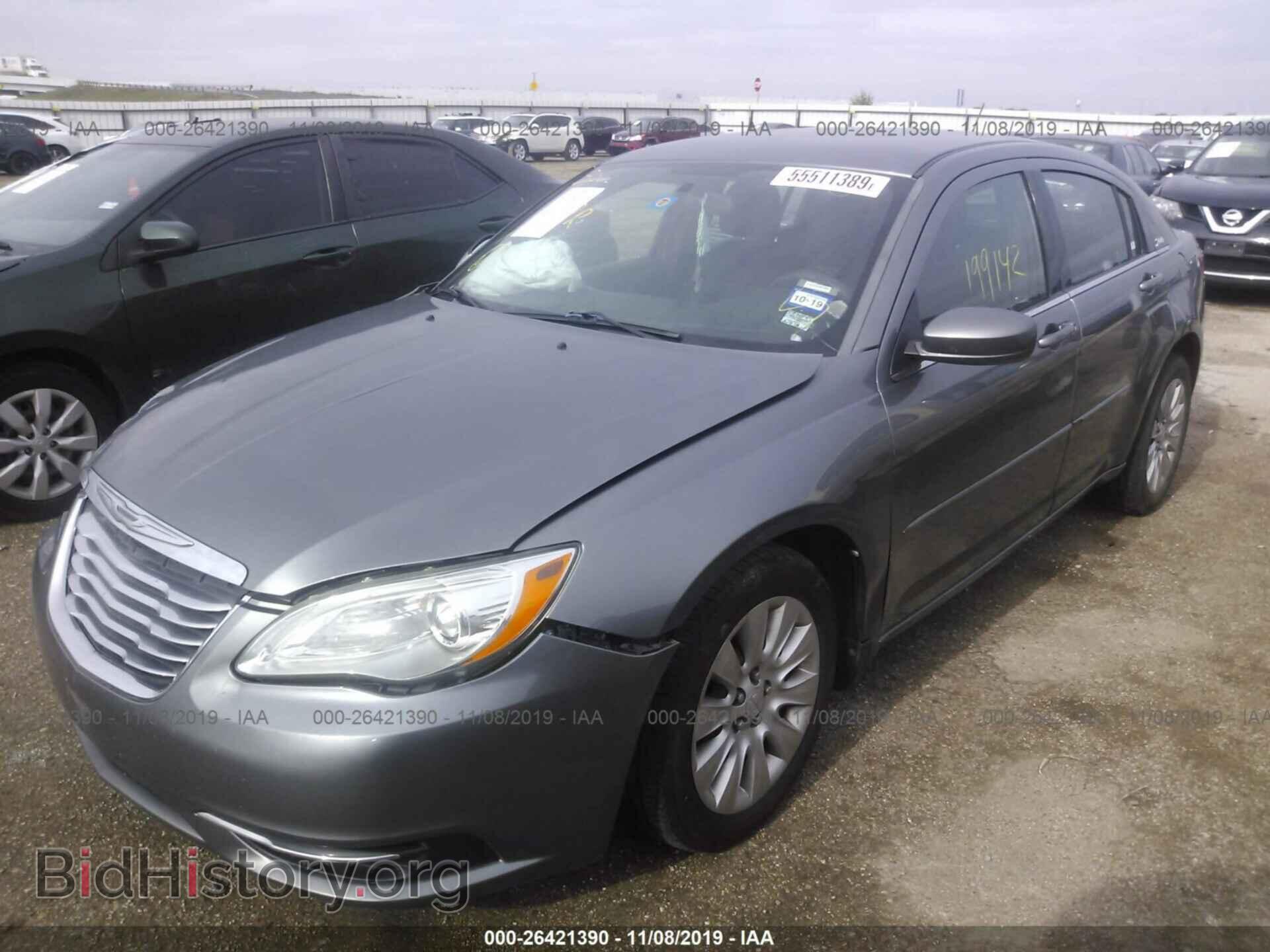 2012 CHRYSLER 200 - VIN: 1C3CCBAB9CN191736 - Фото 2