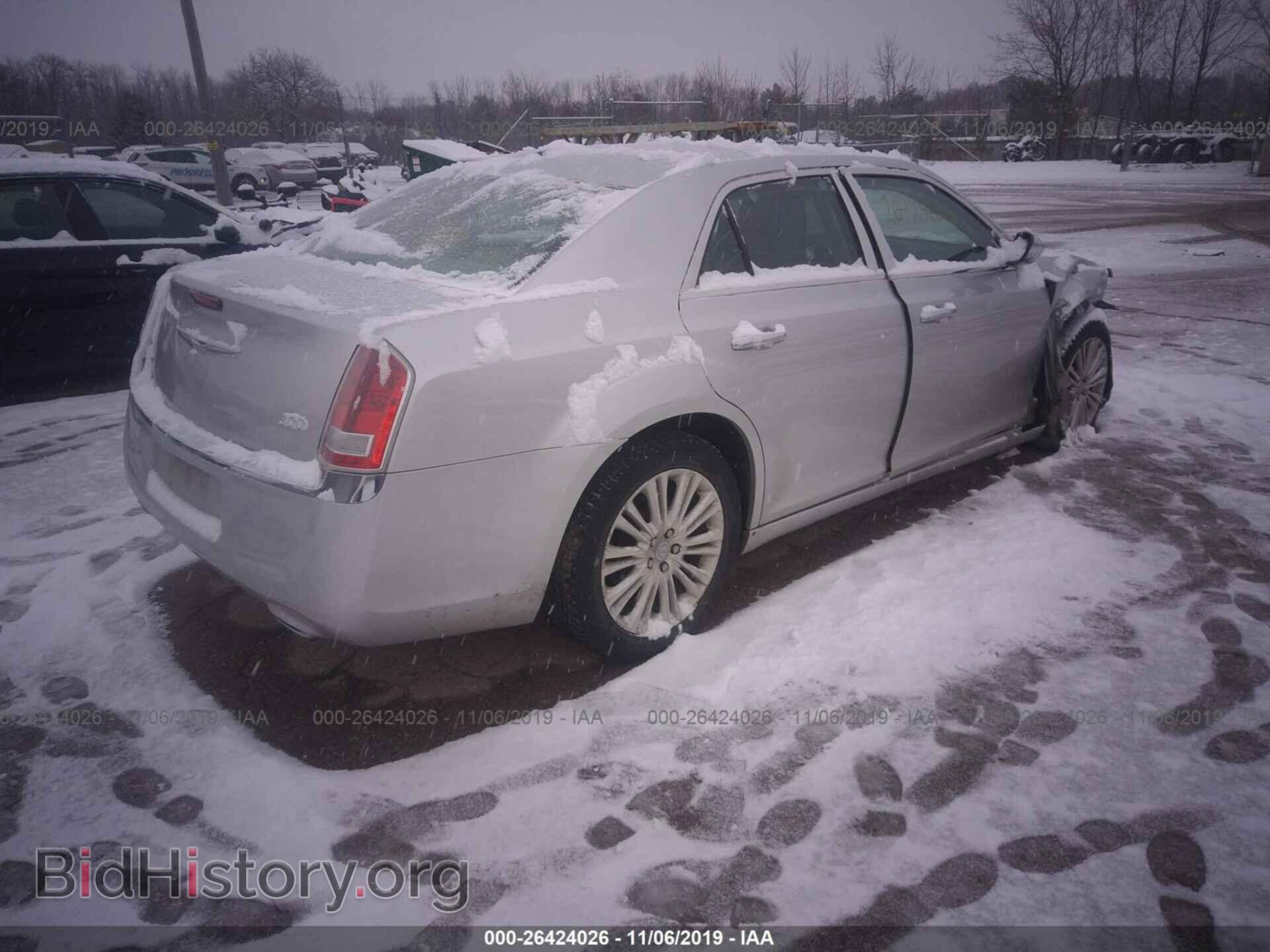 2012 CHRYSLER 300 - VIN: 2C3CCAHG0CH314165 - Photo 4
