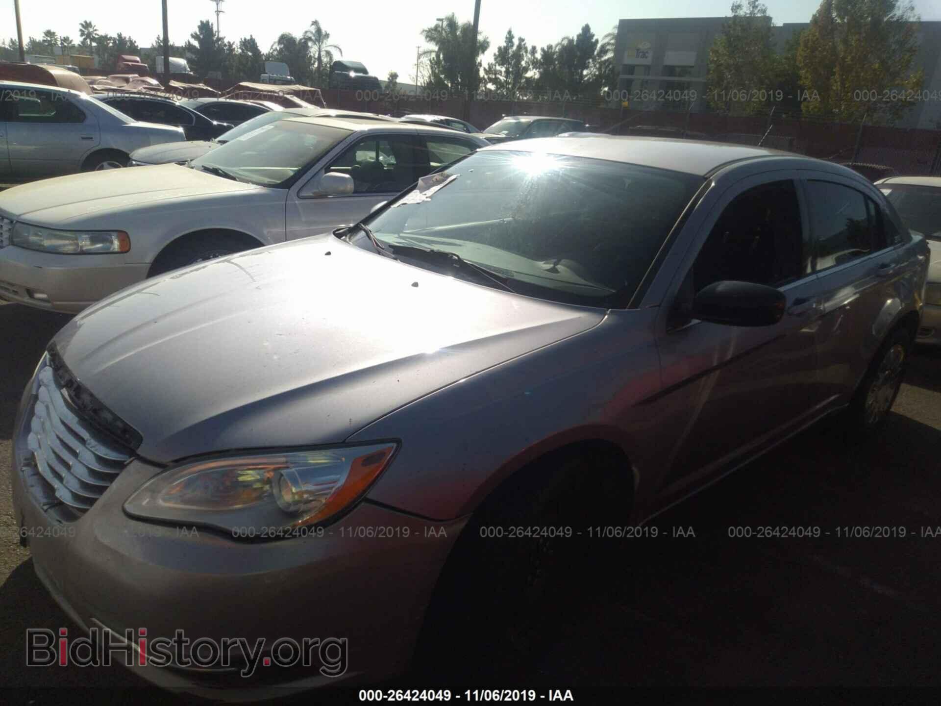 2014 CHRYSLER 200 - VIN: 1C3CCBAB4EN212723 - Photo 2