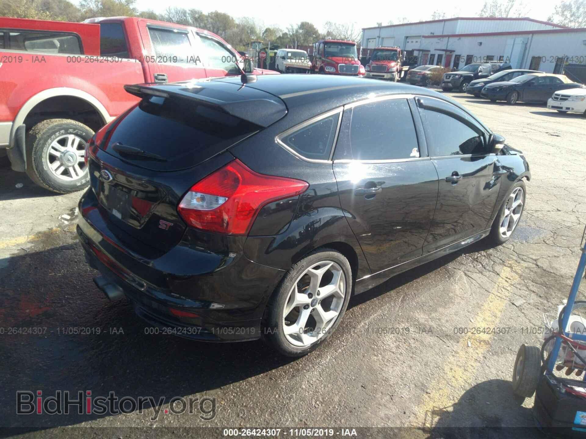 2014 Ford Focus - VIN: 1FADP3L94EL288657 - Photo 4
