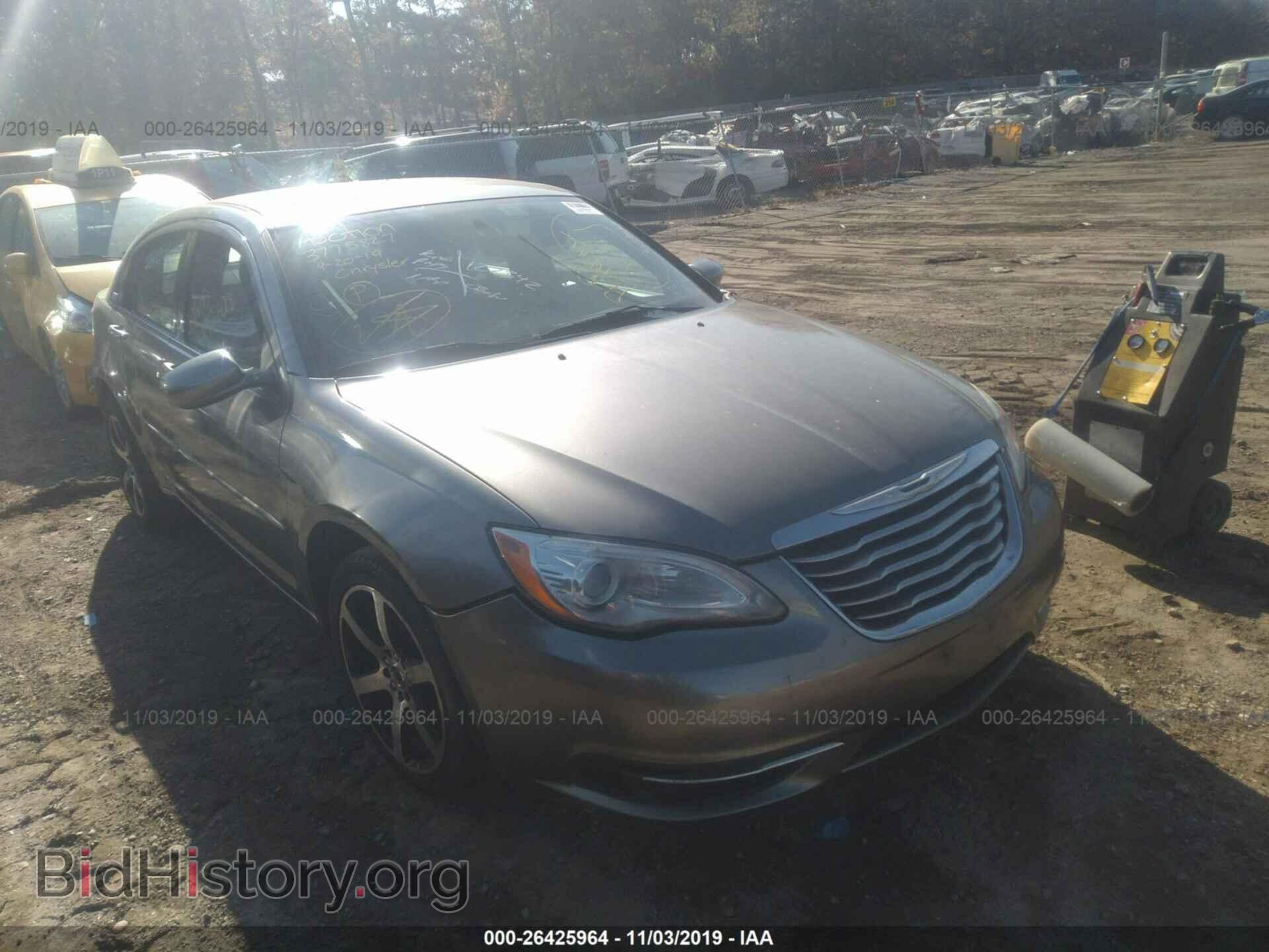 Фотография 1C3CCBAB7DN568730 - CHRYSLER 200 2013