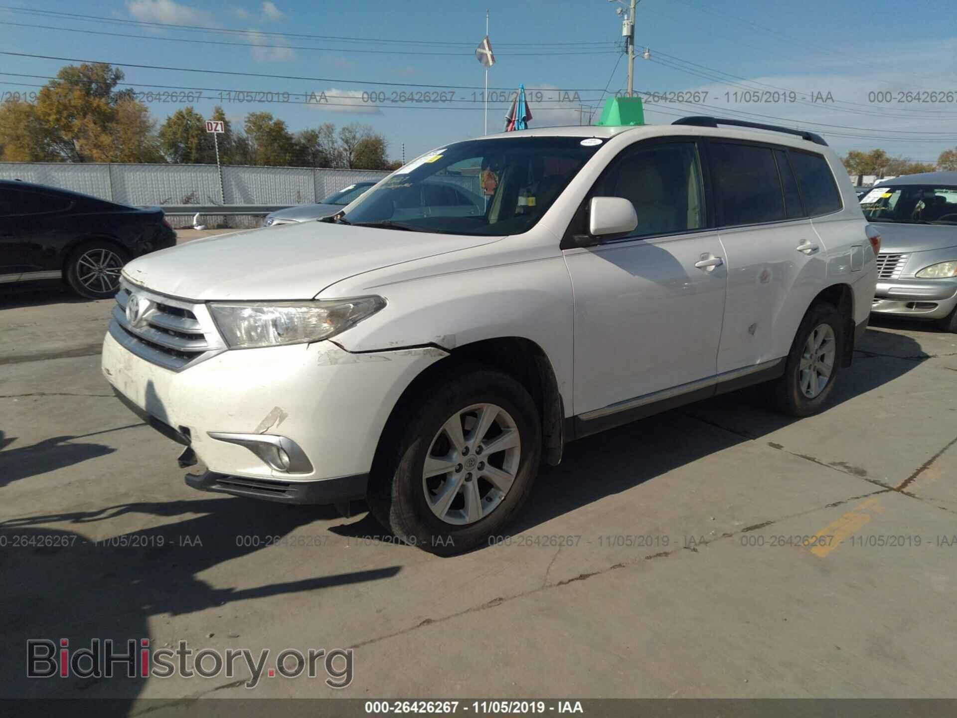 2012 TOYOTA HIGHLANDER - VIN: 5TDBK3EH2CS160398 - Фото 2