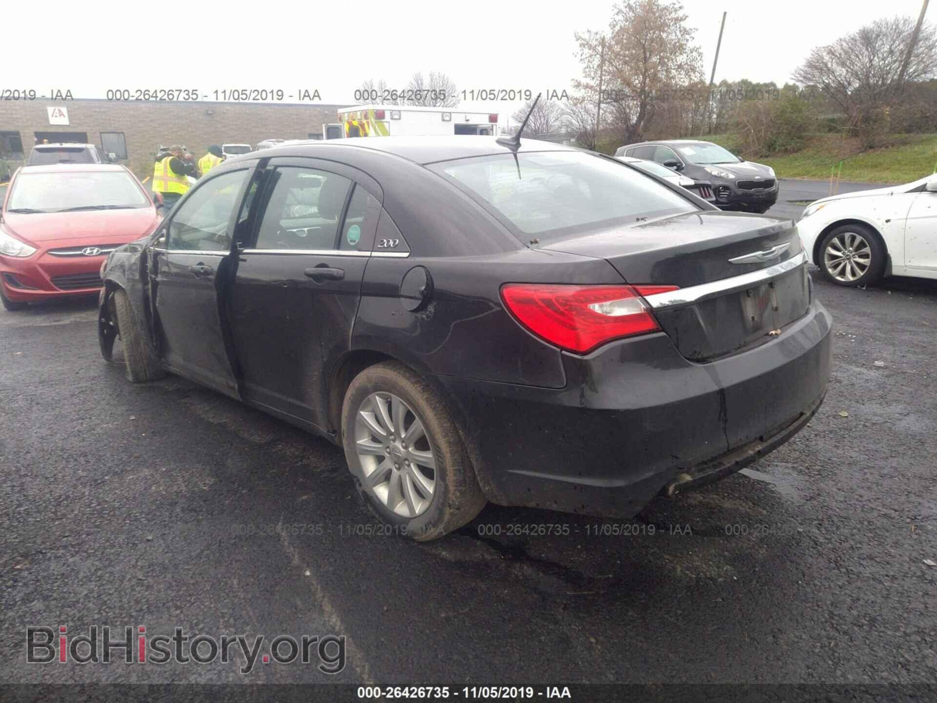 2011 CHRYSLER 200 - VIN: 1C3BC1FB0BN585946 - Фото 3