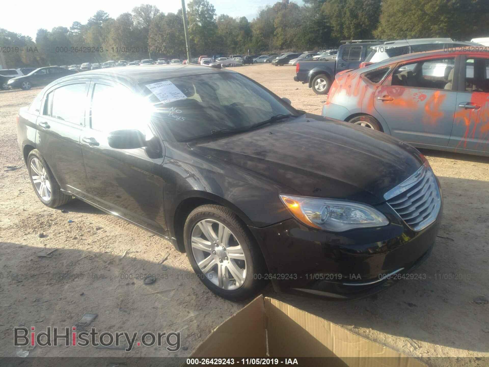 Фотография 1C3CCBABXDN639936 - CHRYSLER 200 2013