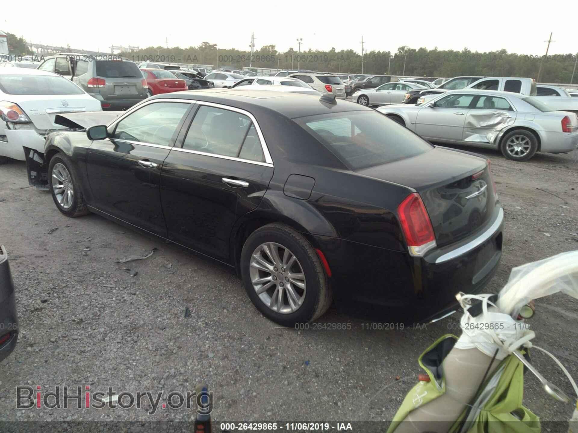 2017 CHRYSLER 300C - VIN: 2C3CCAEGXHH596648 - Фото 3
