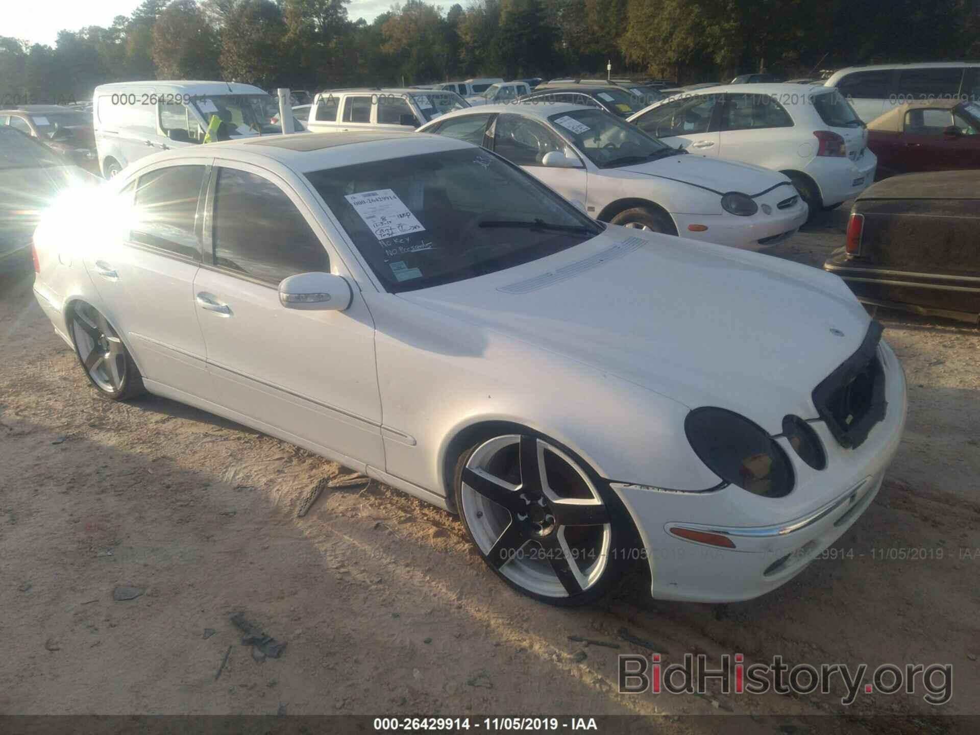 Photo WDBUF70J33A263372 - MERCEDES-BENZ E 2003