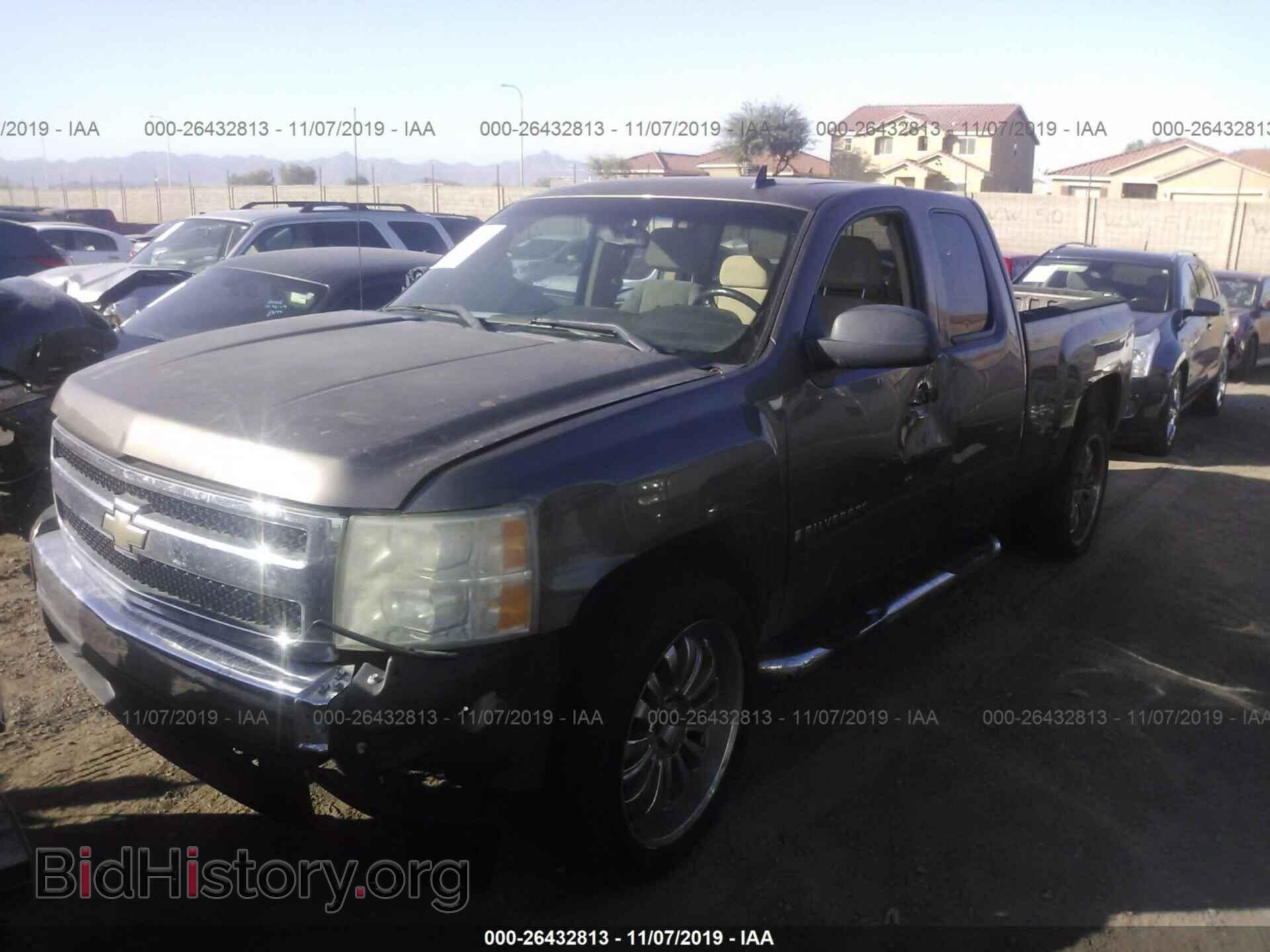2007 CHEVROLET SILVERADO - VIN: 2GCEC19C271682135 - Фото 2