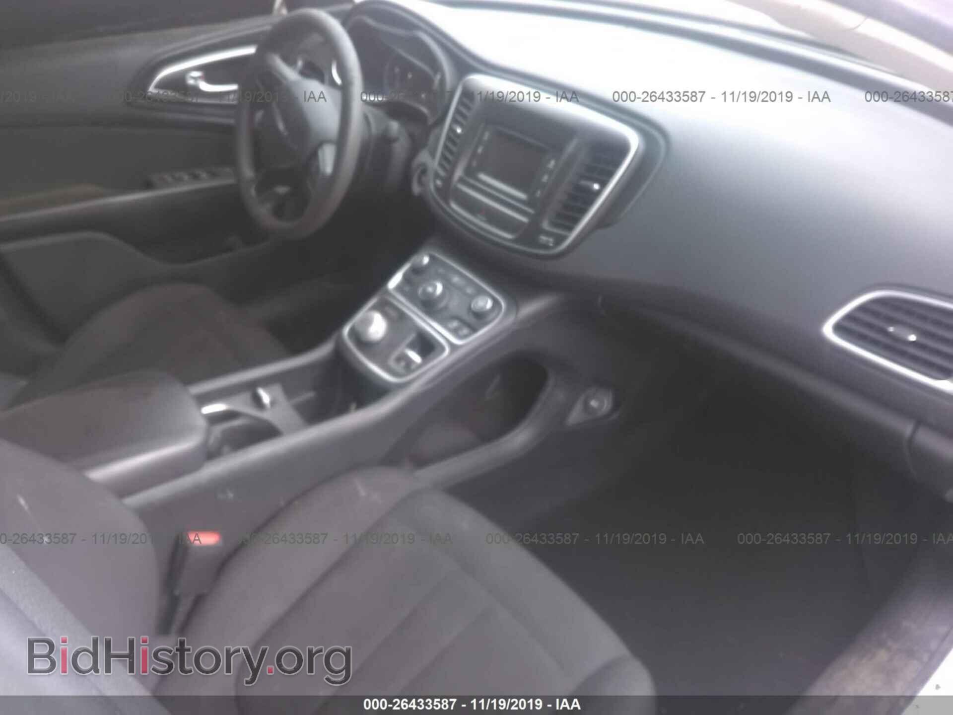2015 CHRYSLER 200 - VIN: 1C3CCCAB3FN651919 - Photo 5