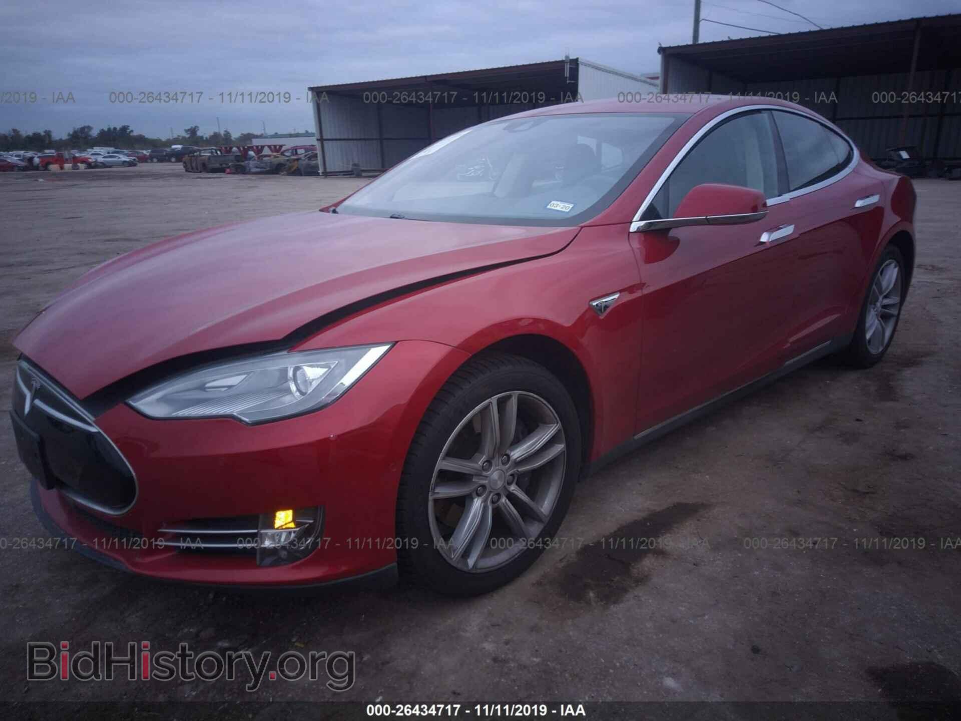 2014 Tesla Model S - VIN: 5YJSA1H15EFP62337 - Photo 2