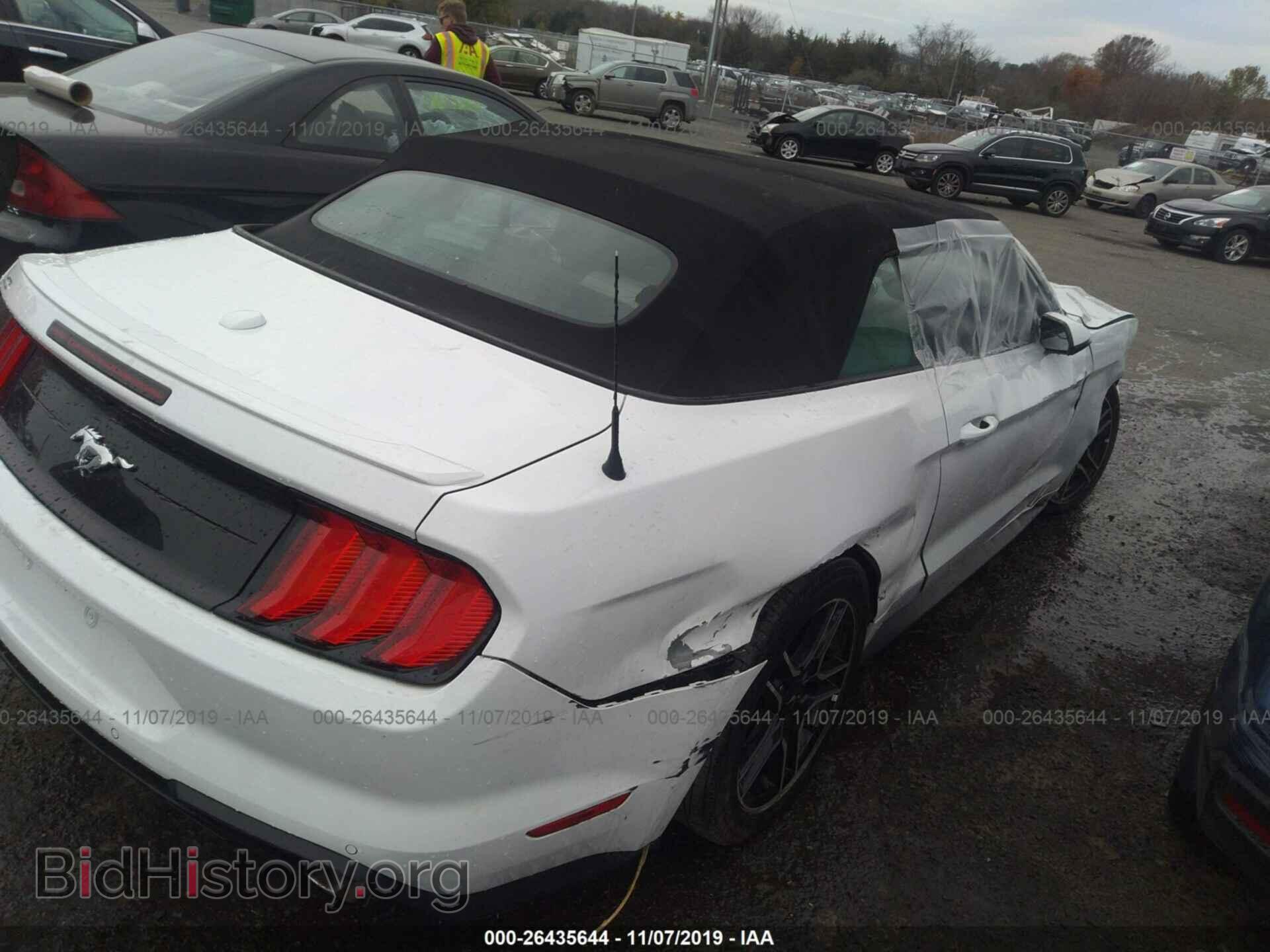 2018 FORD MUSTANG - VIN: 1FATP8UH1J5142777 - Фото 4