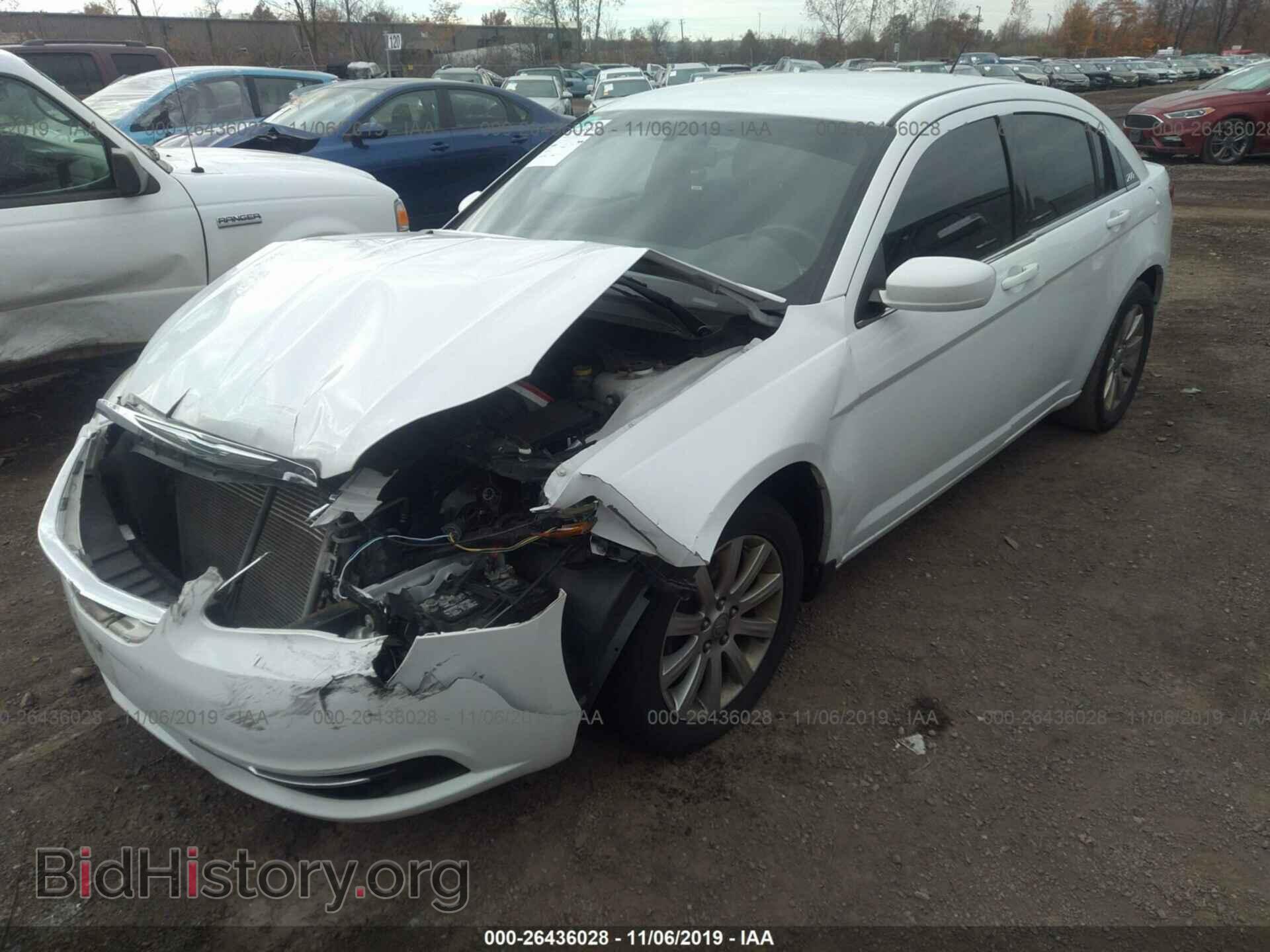 2013 CHRYSLER 200 - VIN: 1C3CCBBB3DN743912 - Фото 2