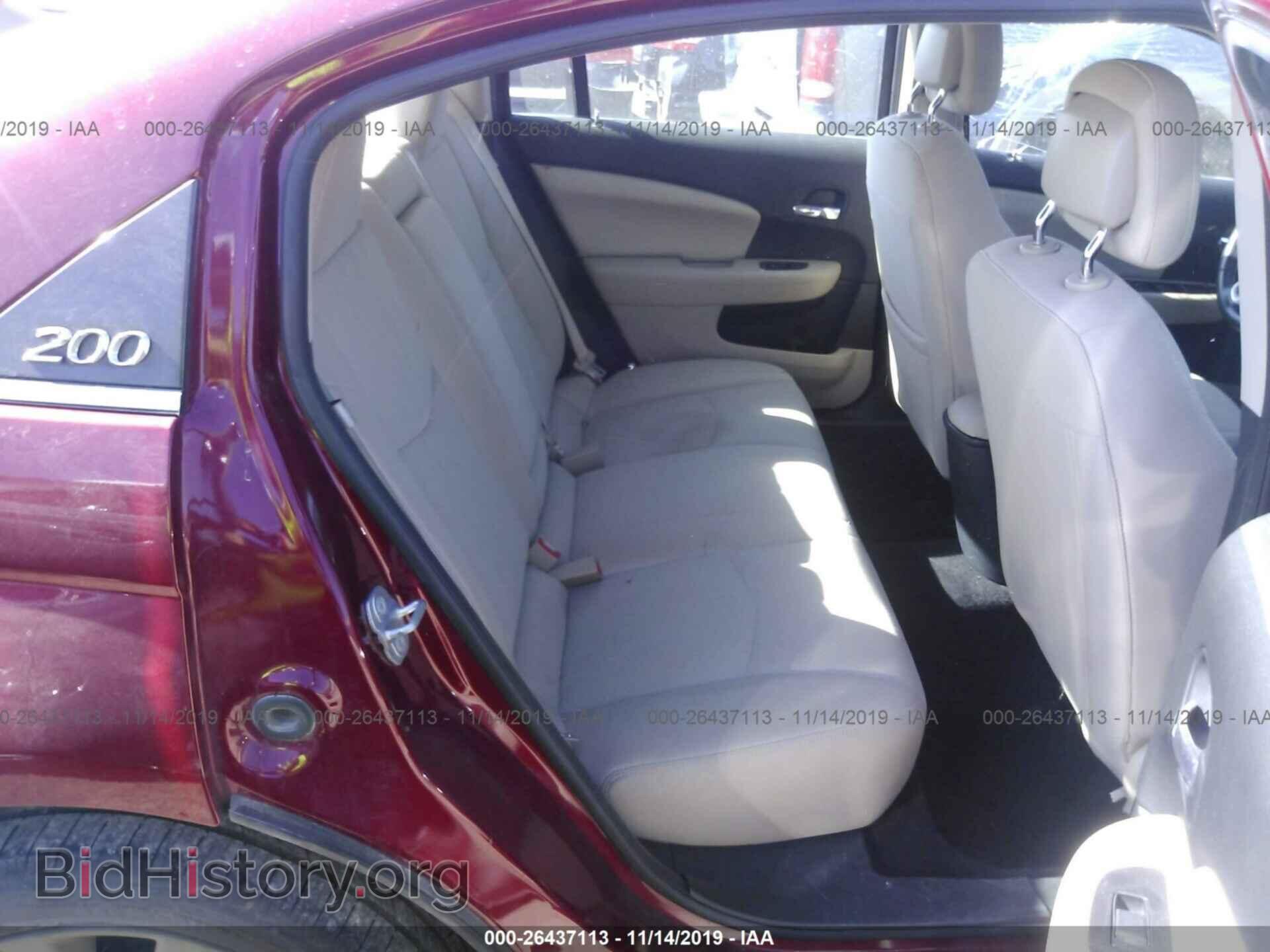 2011 CHRYSLER 200 - VIN: 1C3BC1FB2BN536375 - Фото 8