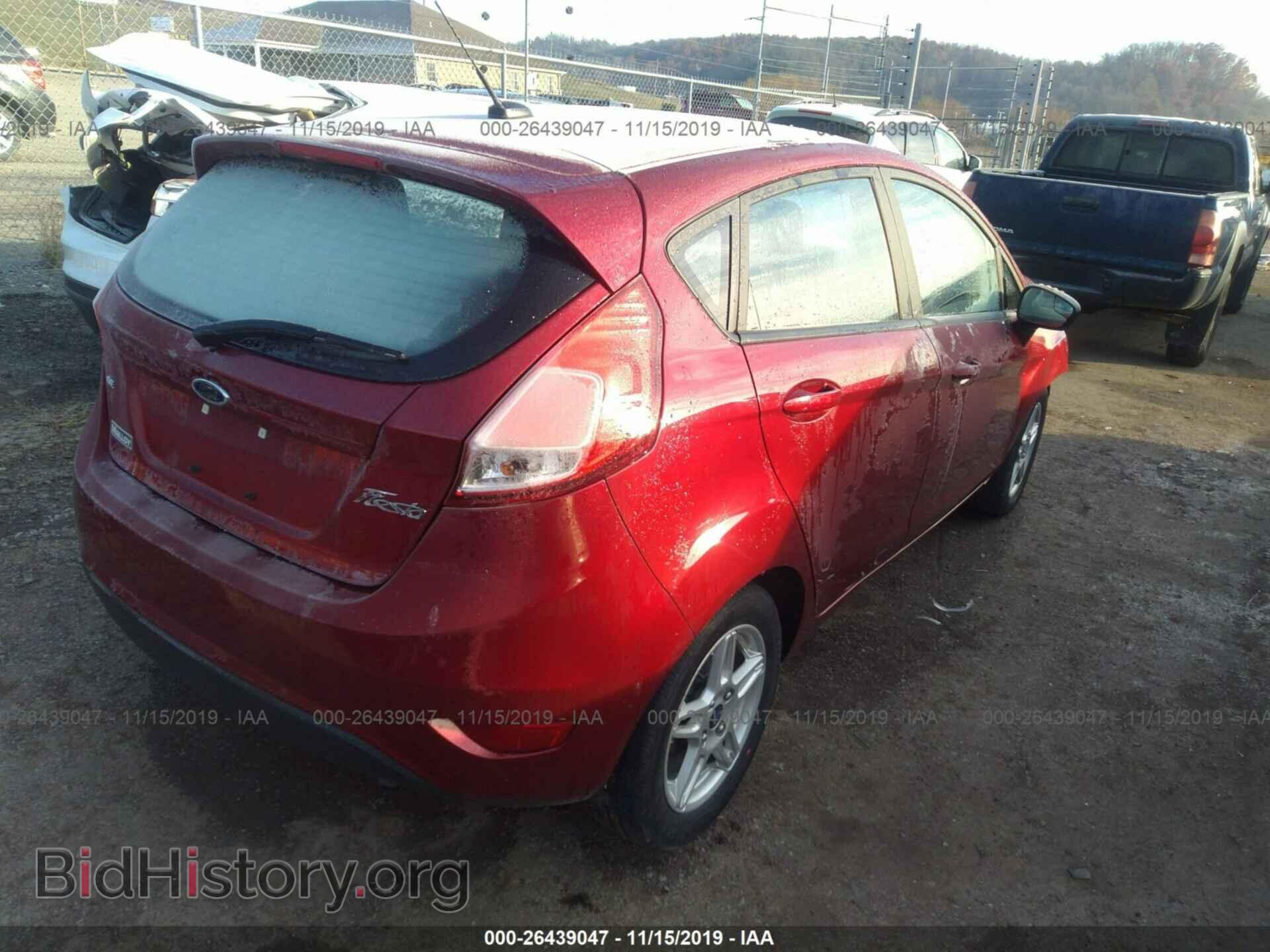 2017 Ford Fiesta - VIN: 3FADP4EJ1HM165849 - Photo 4
