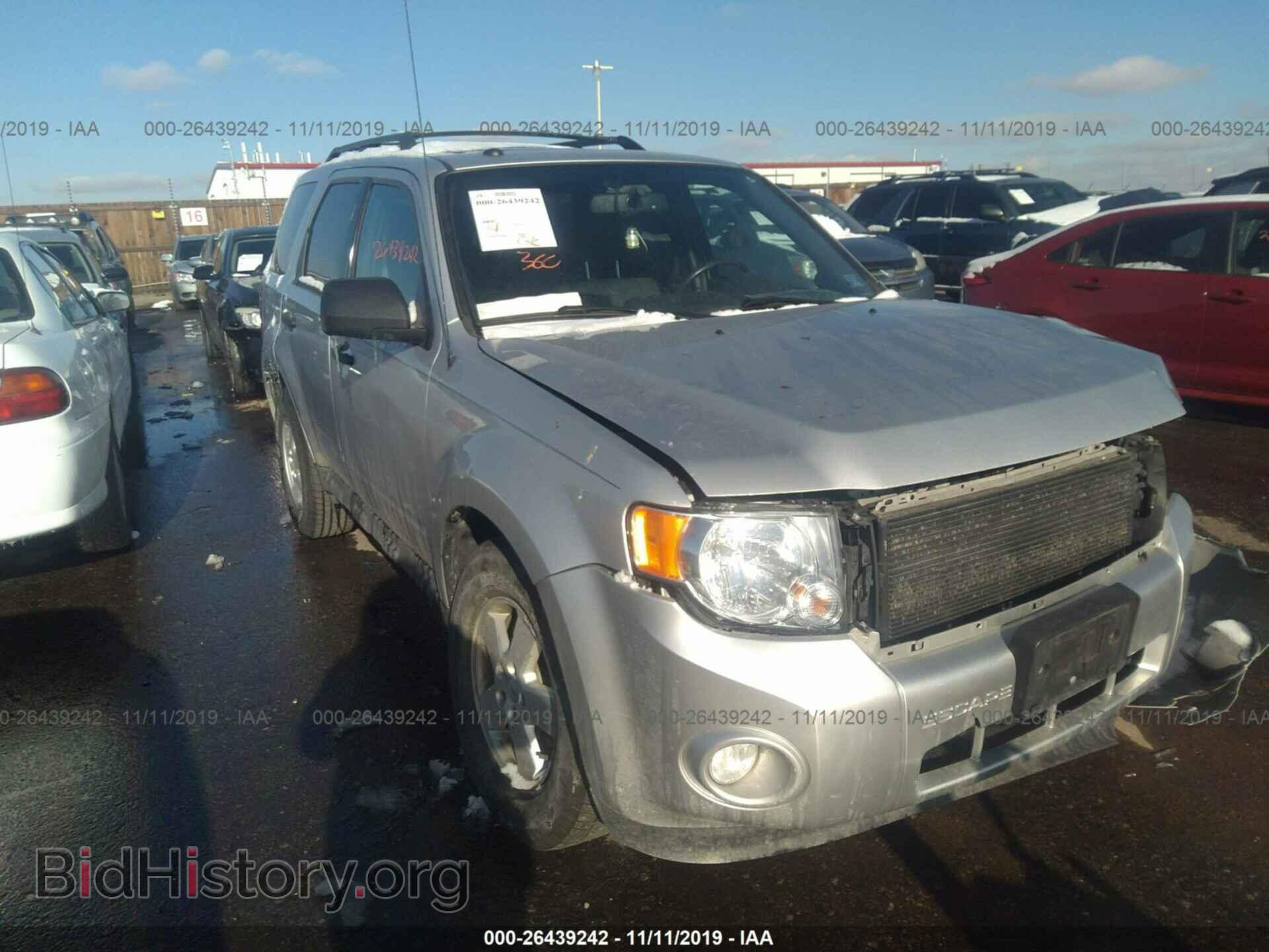 Фотография 1FMCU0D78BKC04380 - FORD ESCAPE 2011